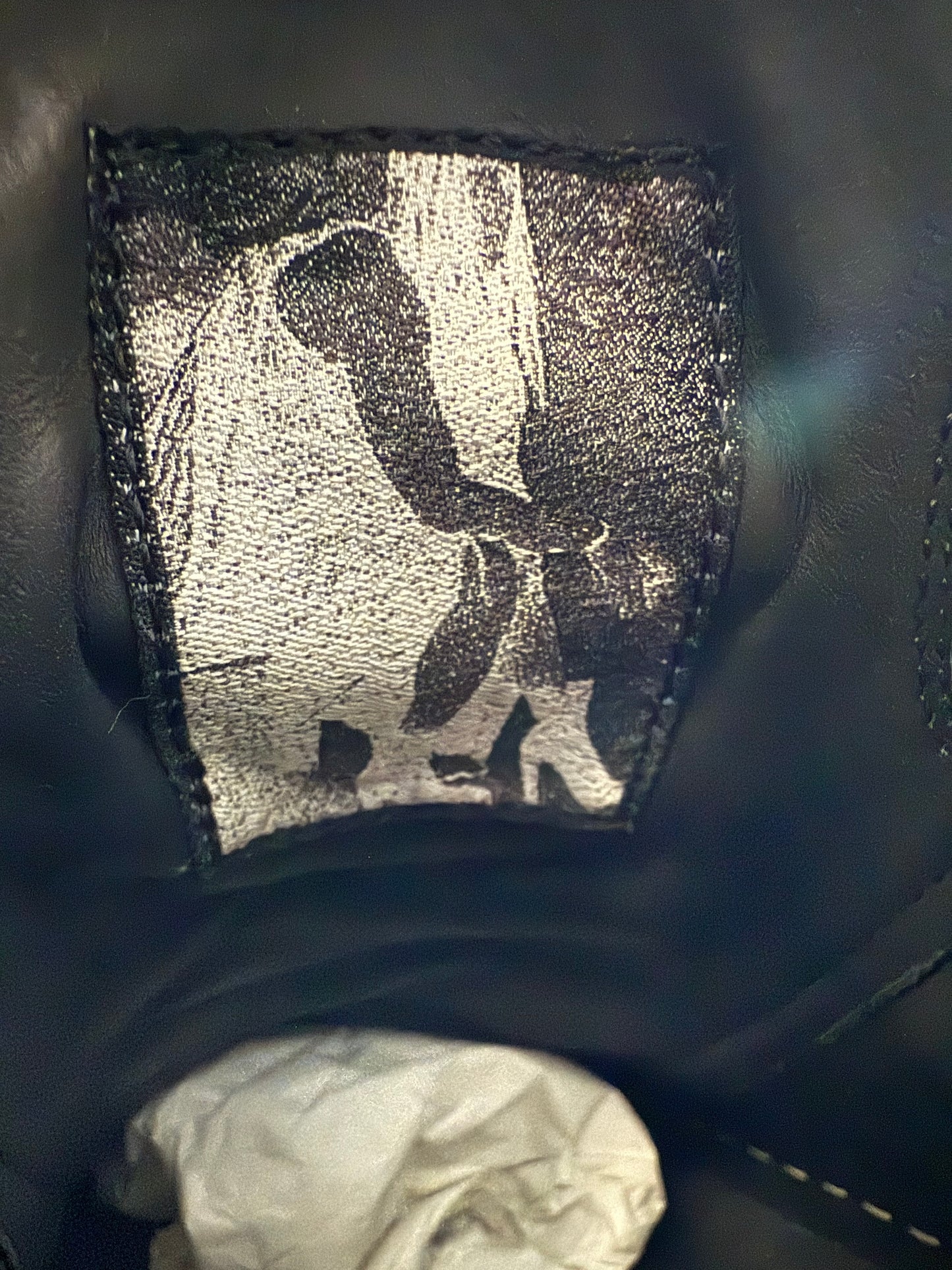 SIZE 42 RICK OWENS HOLLYWOOD LOW BLACK MILK (PRE-OWNED WITH BOX)
