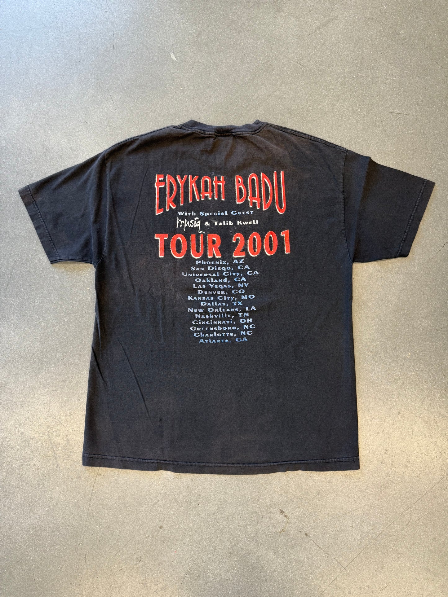 2001 ERYKAH BADU TOUR TEE (GIANT TAG)