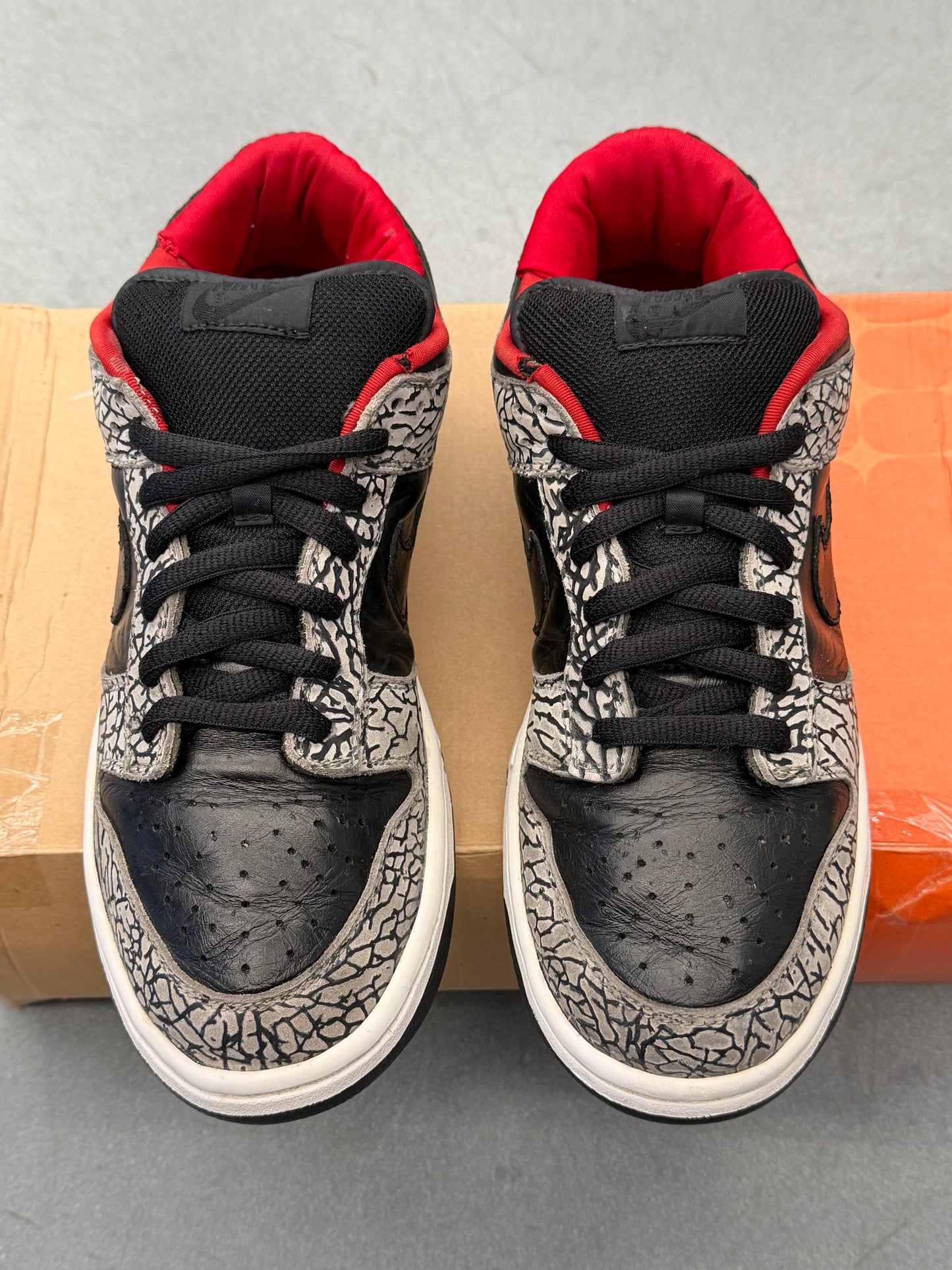 2002 NIKE DUNK LOW PRO SB SUPREME 'BLACK CEMENT' (W/ REPLACEMENT BOX)