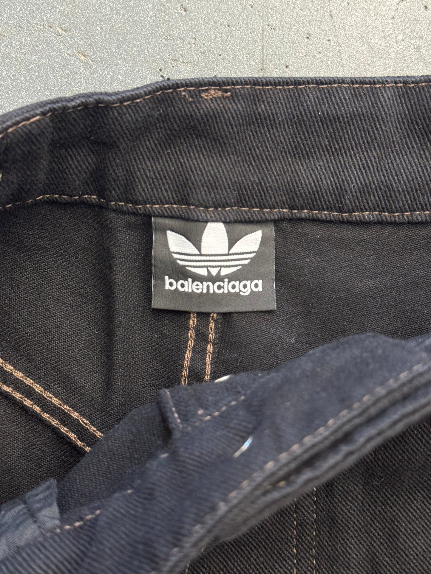 BALENCIAGA X ADIDAS DISTRESSED DENIM 3-STRIPE SHORTS (NWT S)
