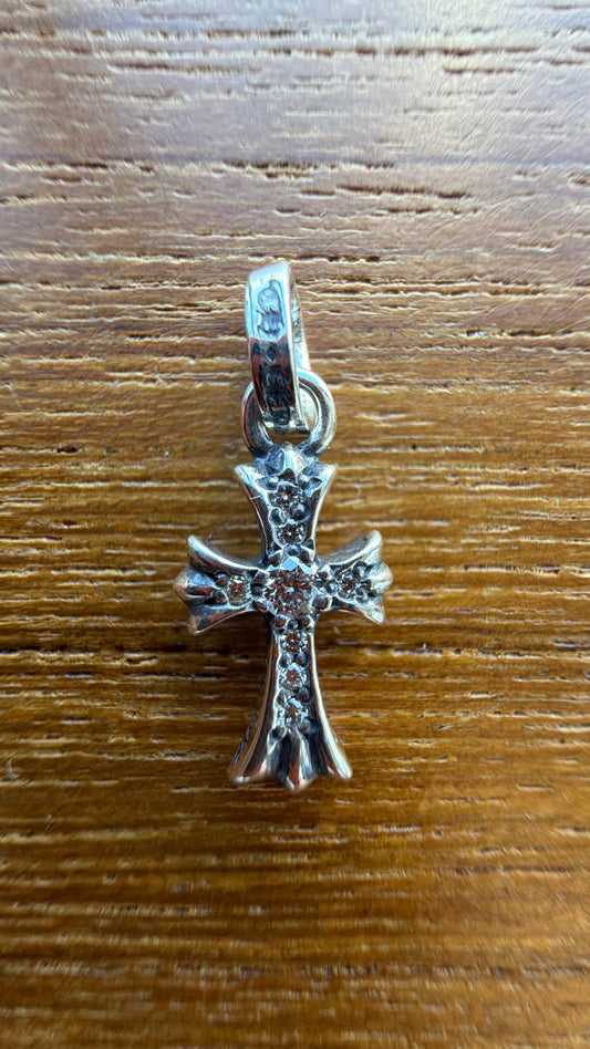 CHROME HEARTS DIAMOND PAVE BABY FAT SILVER PENDANT