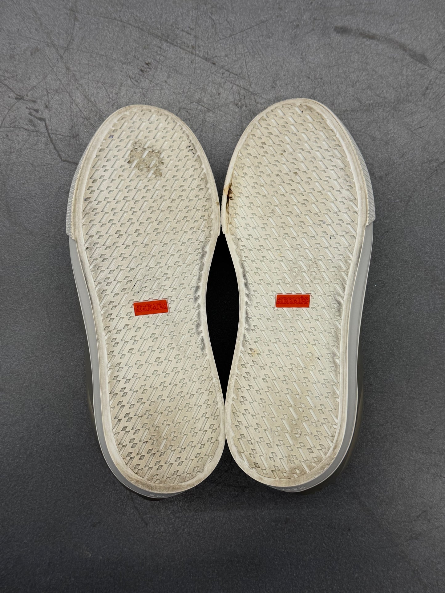 SIZE 42 HERMES IRWIN SNEAKERS - GREY (NO BOX)
