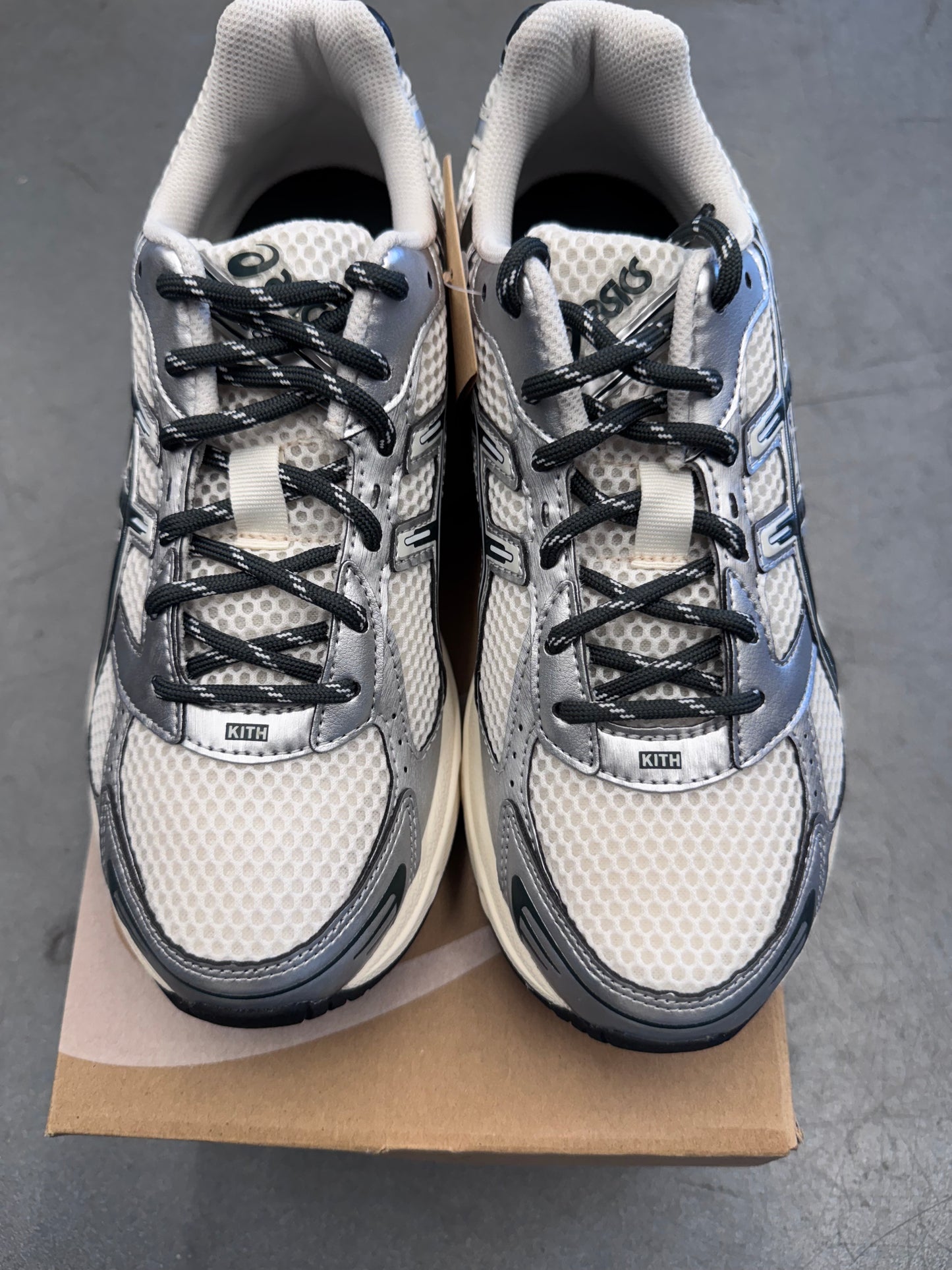 2024 SIZE 7 KITH ASICS GEL 1130 CREAM SCARAB (NEW WITH BOX)