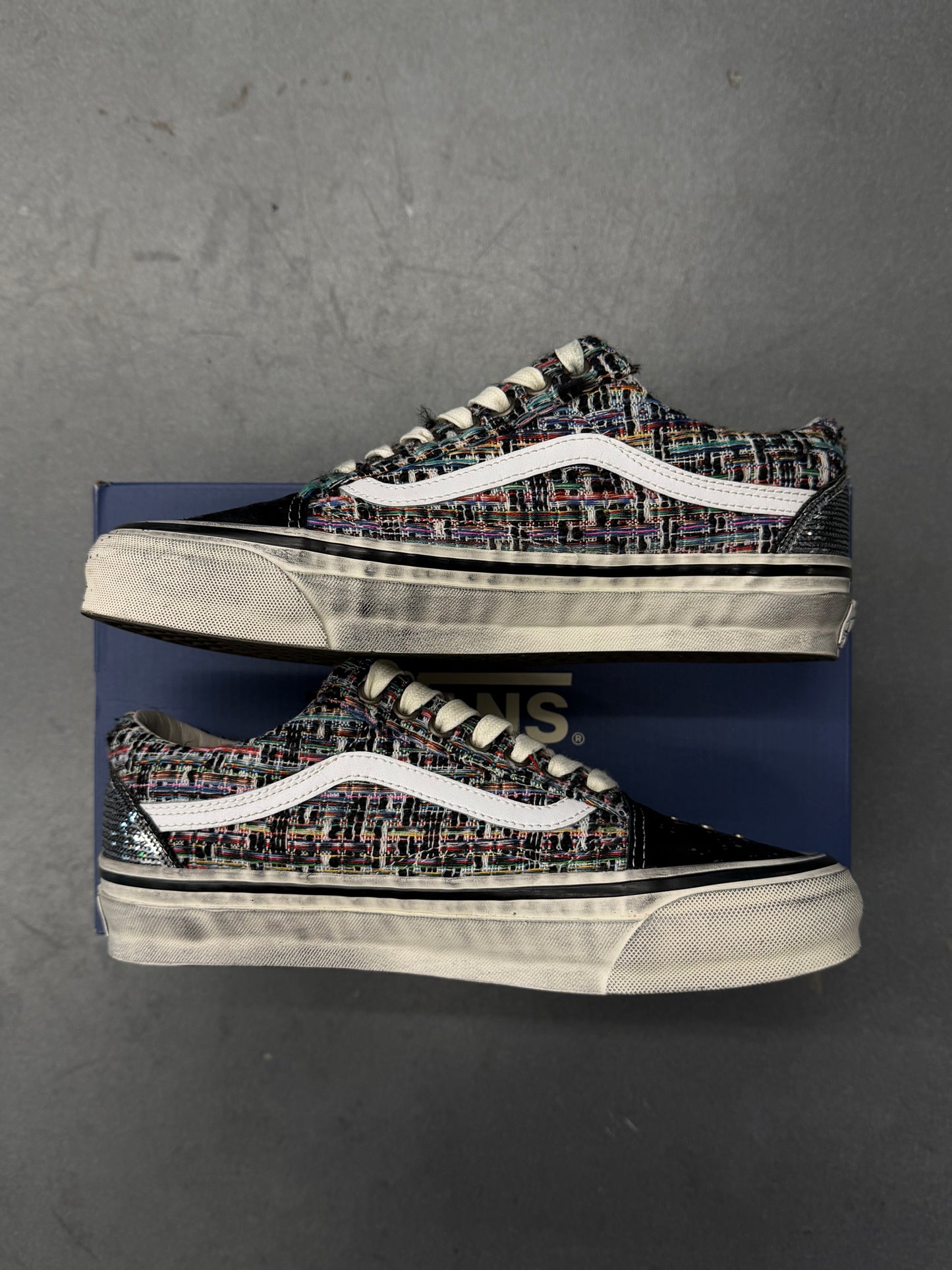 2026 VANS PREMIUM OLD SKOOL CHARMS - BLACK/GREY (W/ BOX)