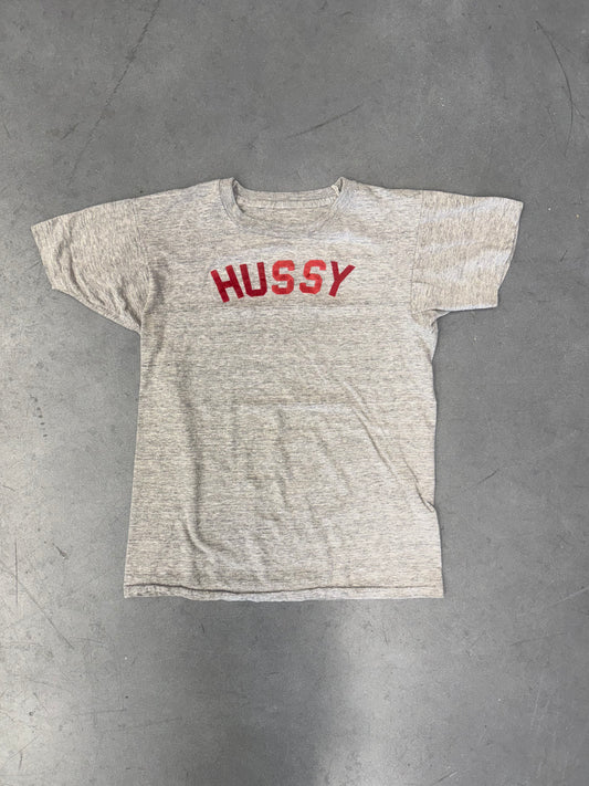 70S FLOCKED HUSSY TEE (PULLED TAG)