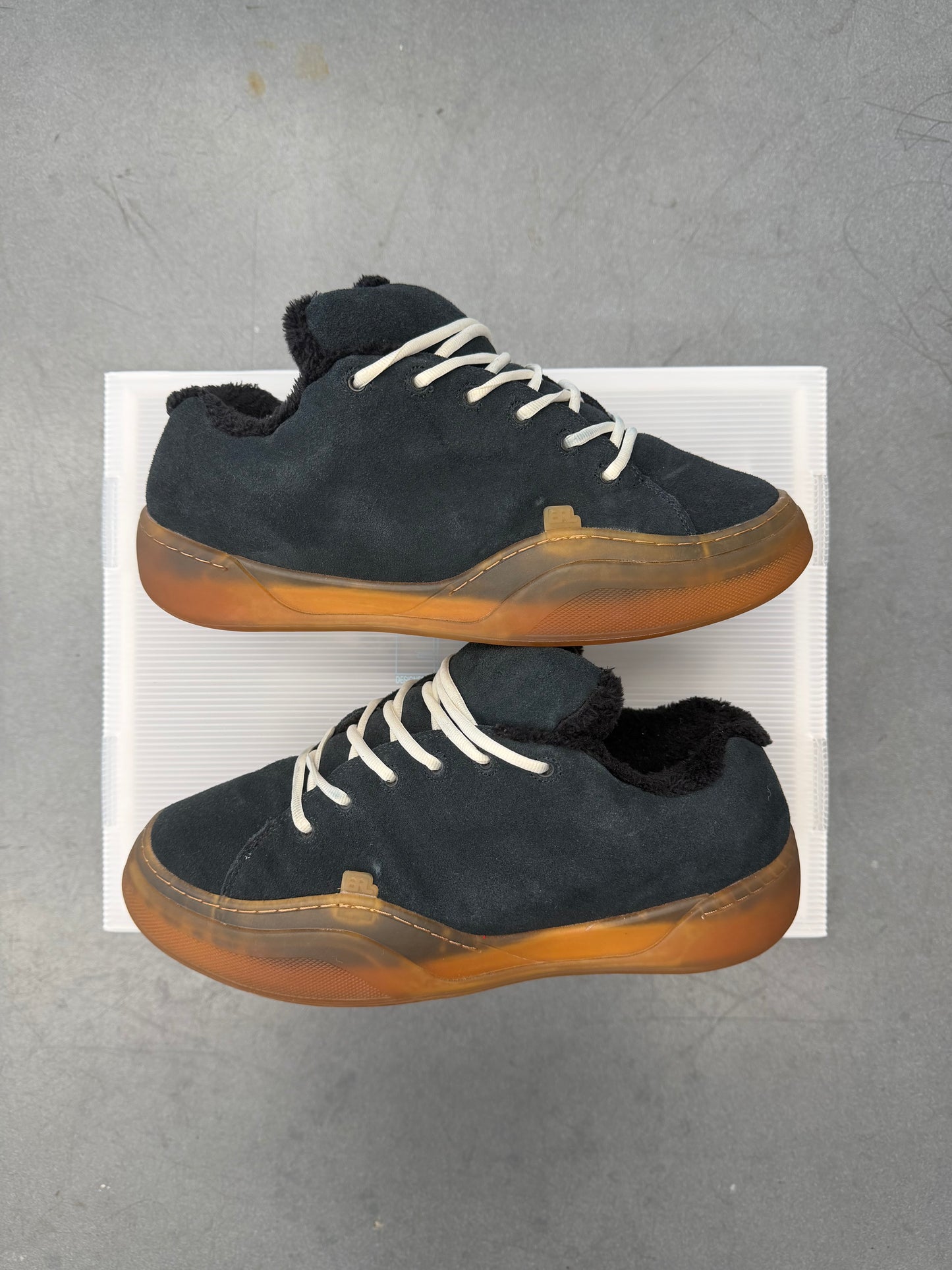 ERL VAMP SKATE SHOE - BLACK SUEDE (PRE-OWNED WITH BOX)
