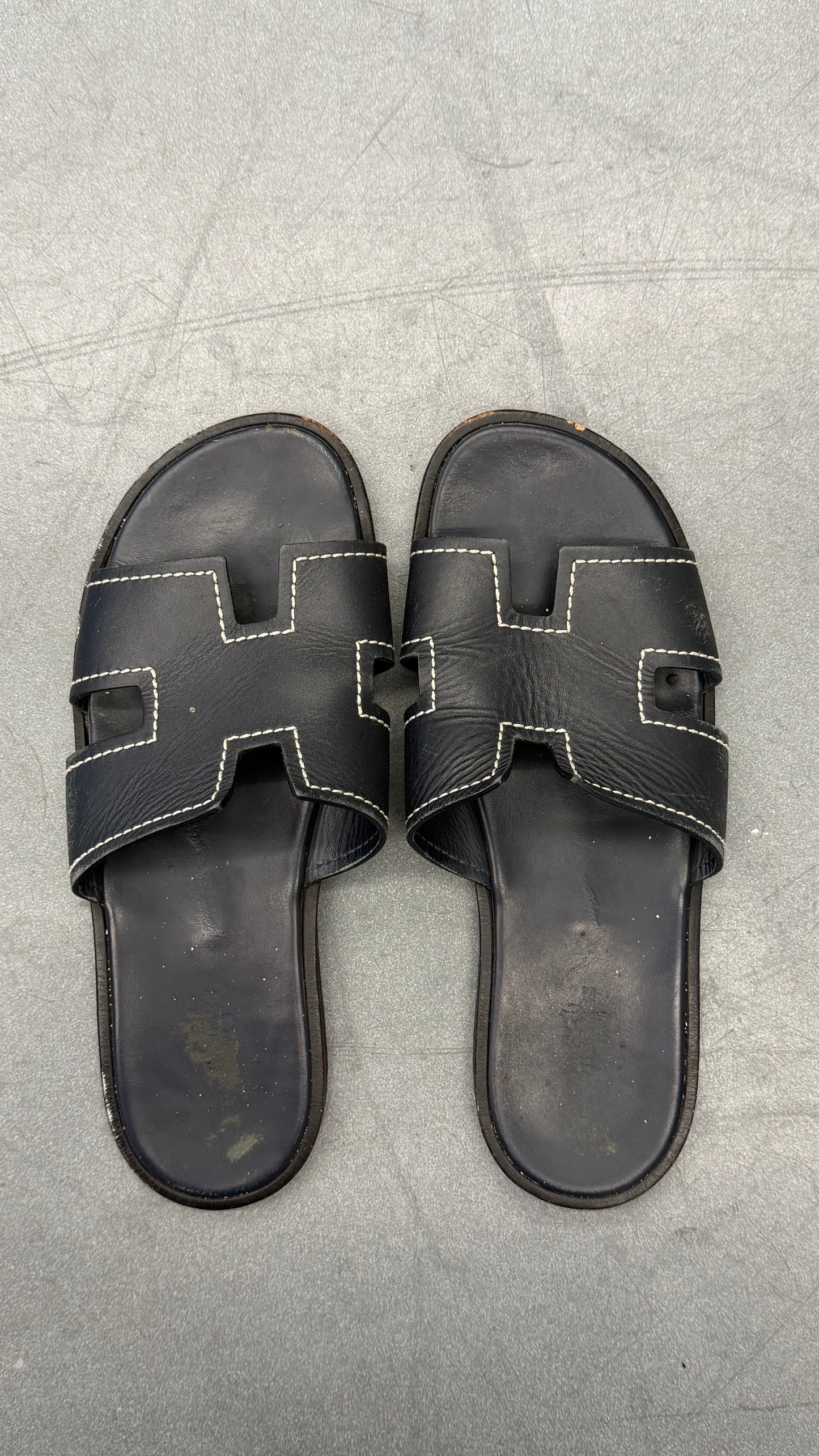 HERMES ORAN SANDAL - BLACK