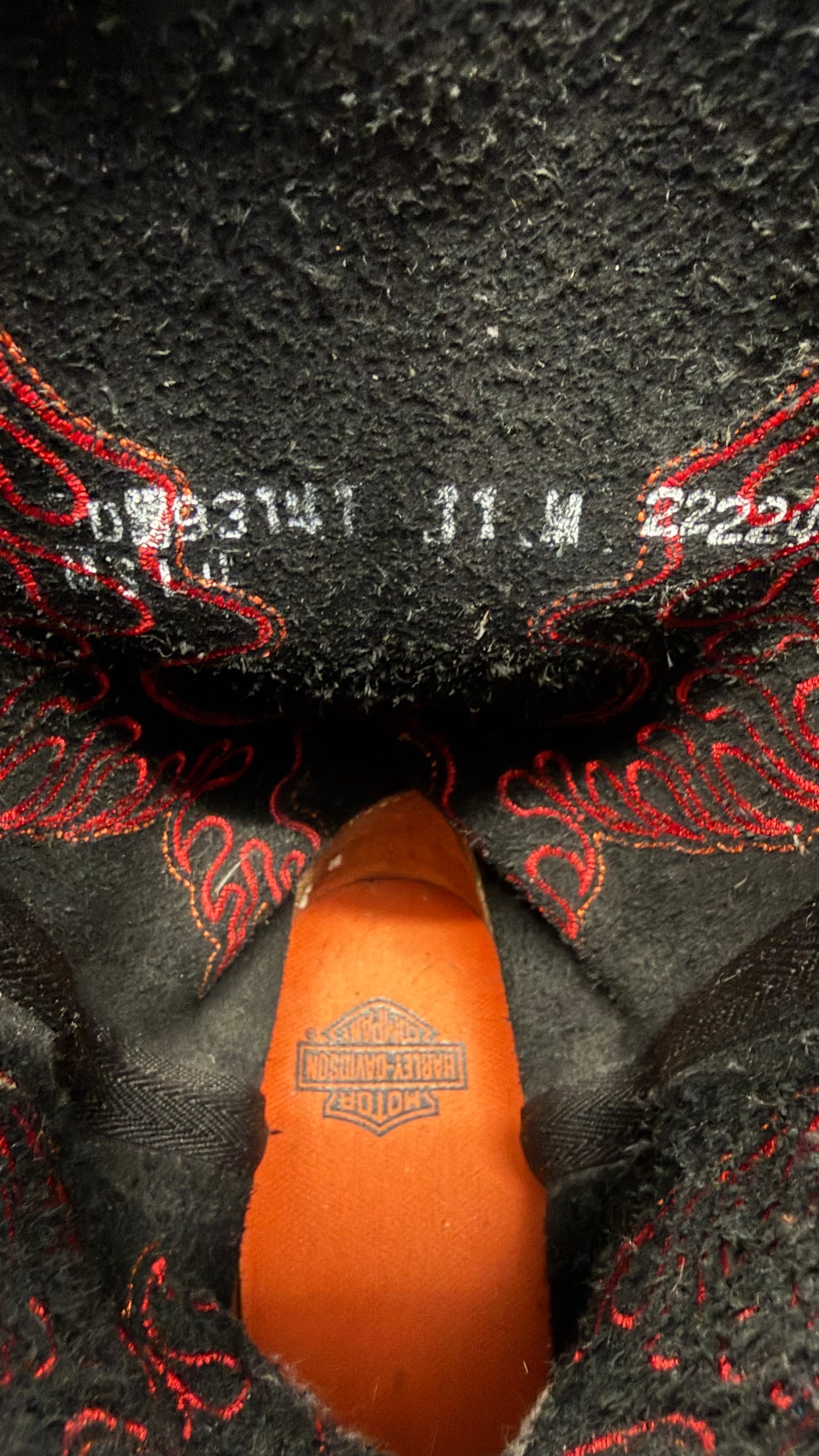 HARLEY-DAVIDSON SLAYTON LEATHER FLAME-EMBROIDERED BOOTS WITH SKULL HARDWARE (W/O BOX)