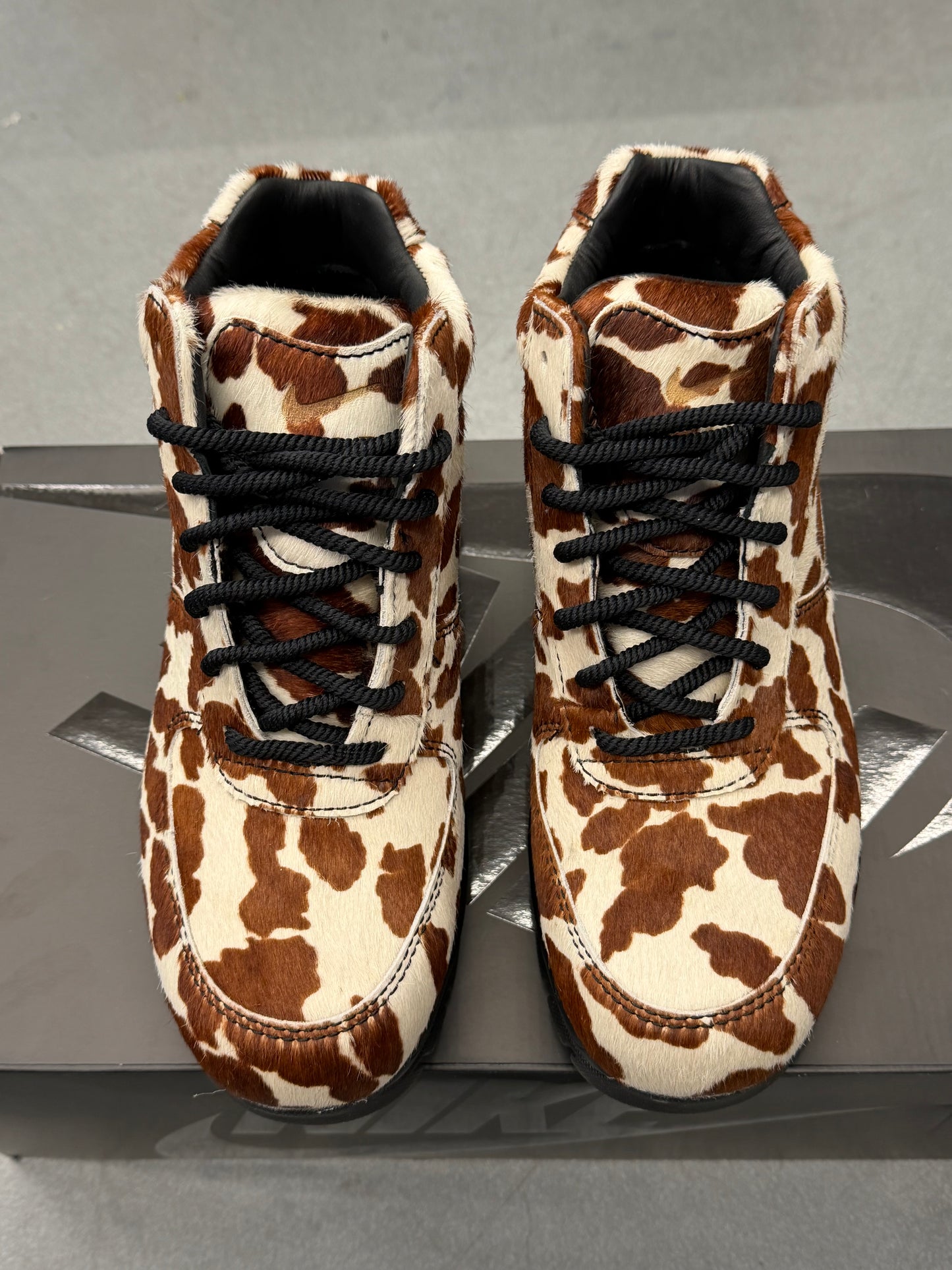 2025 NIKE AIR MAX GOADOME QS SAIL CACAO WOW COW PRINT PONY HAIR (W/ BOX)