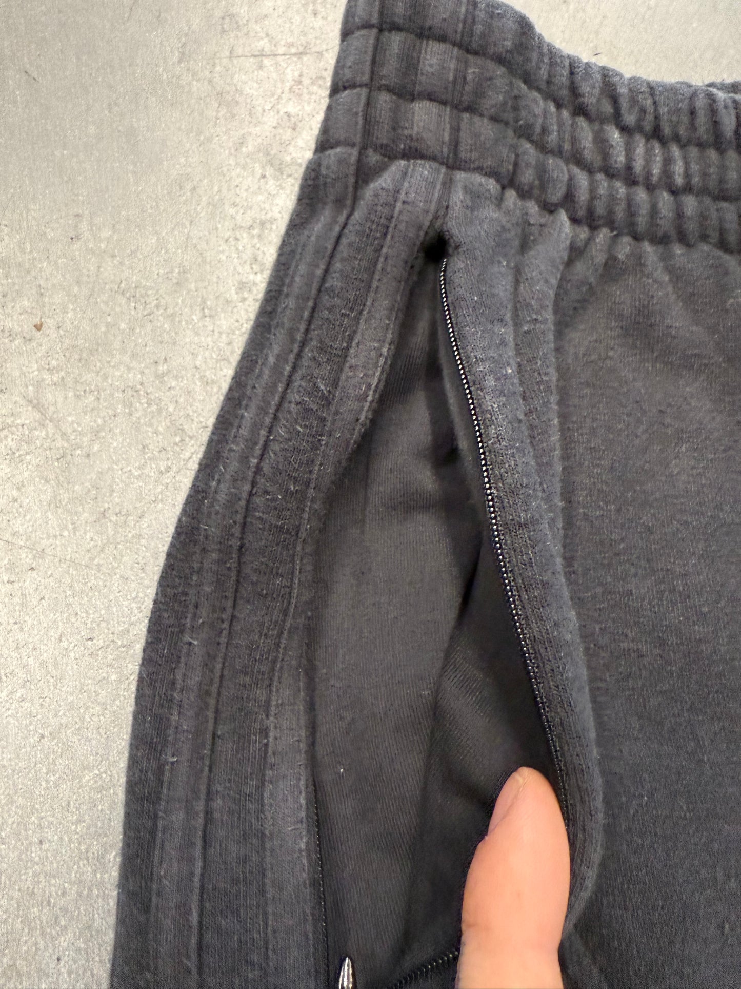 YEEZY SEASON 5 CALABASAS SWEATPANT - LUNA (S) (NWT)