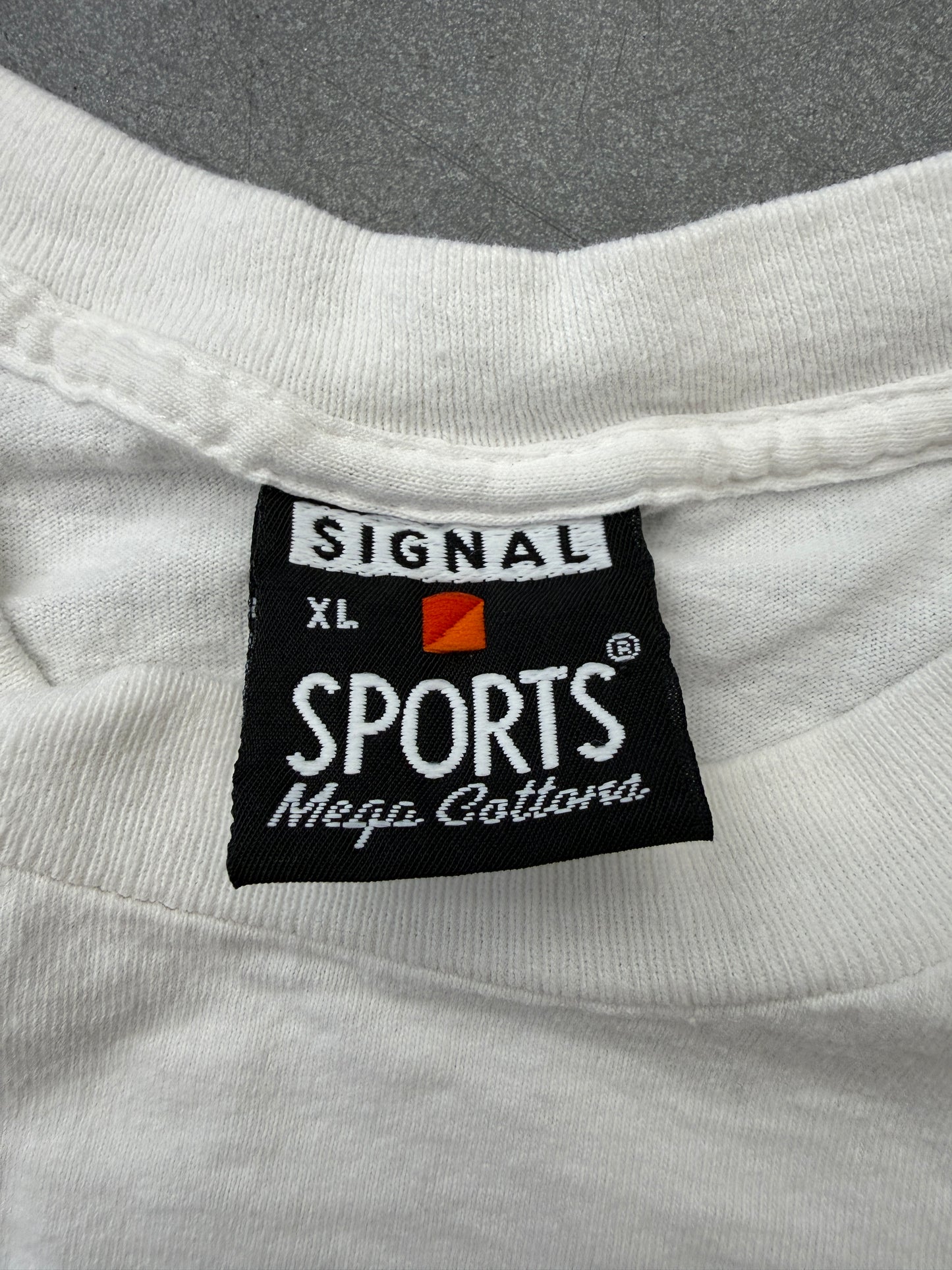 1993 WILLIE E COYOTE ROAD RUNNER TEE (SIGNAL SPORTS TAG)