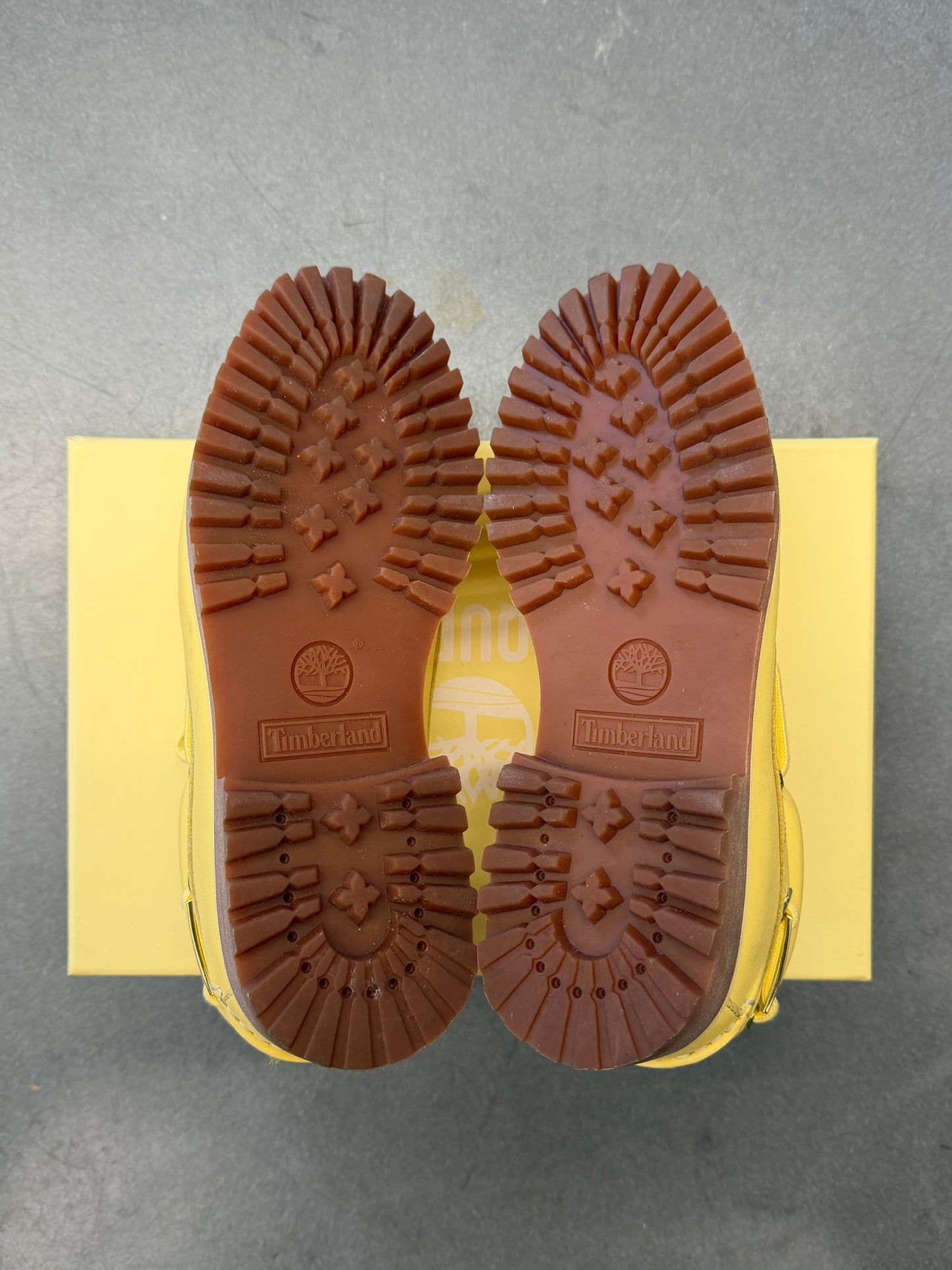 2025 TIMBERLAND 3-EYE CLASSIC LUG BOAT SHOE JACQUEMUS LA BATEAU (W/BOX)