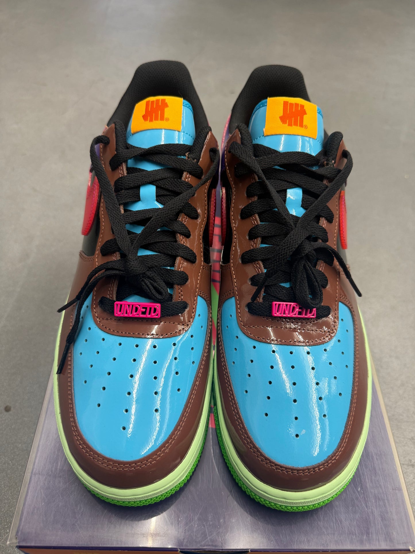 SIZE 13 NIKE AIR FORCE 1 LOW SP UNDEFEATED (BRAND NEW WITH BOX)