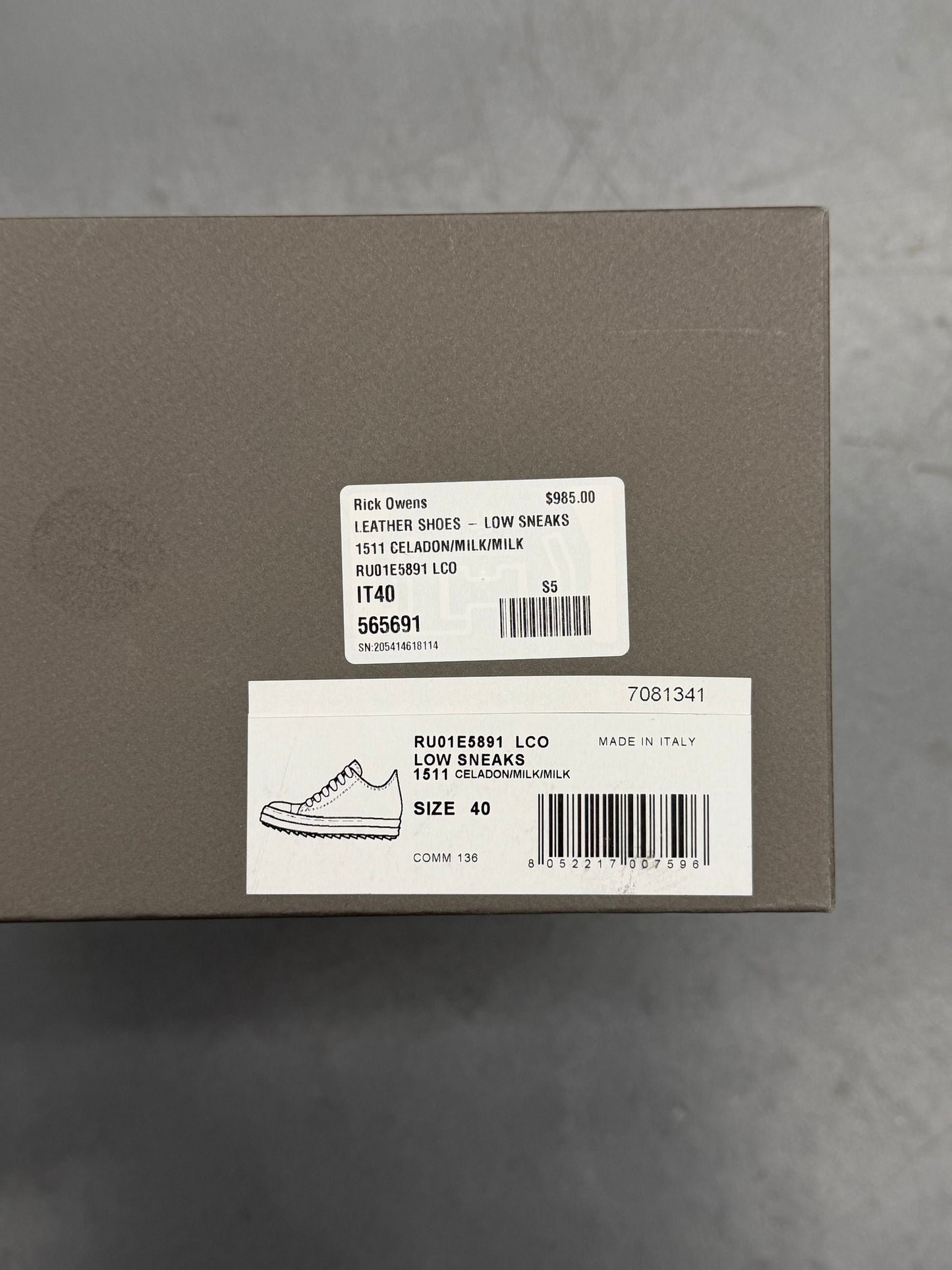 SIZE 40 RICK OWENS LOW SNEAKS - CELADON (NEW IN BOX)
