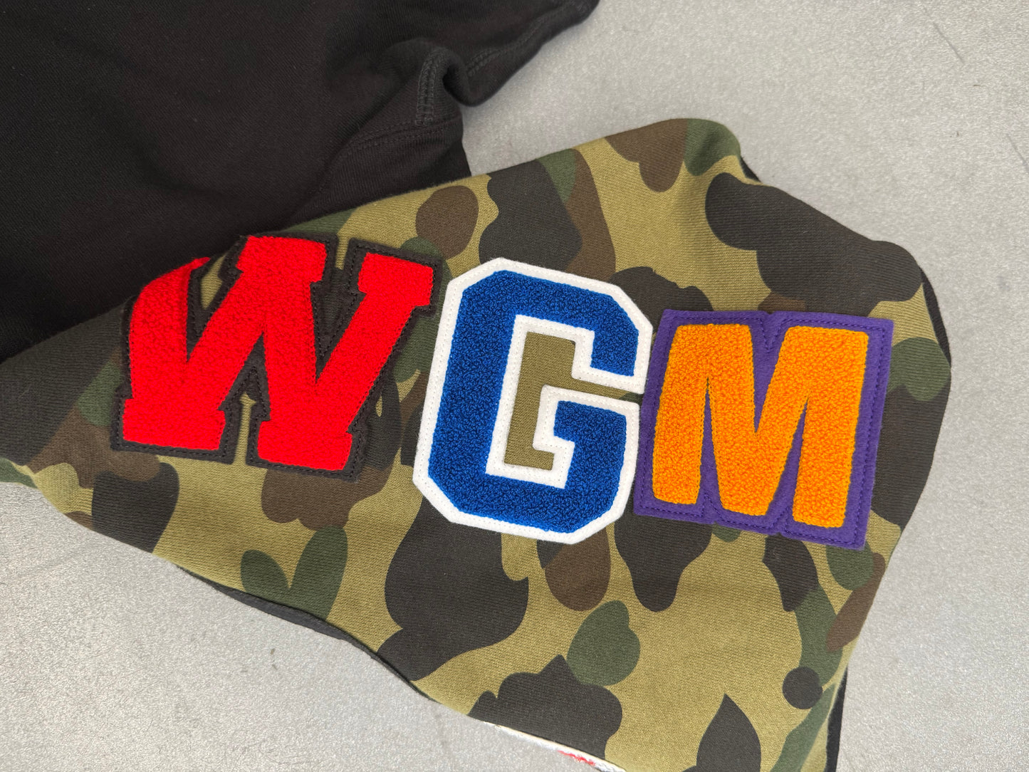 FW18 A BATHING APE BAPE SWAROVSKI SHARK FULL ZIP HOODIE (NEW)