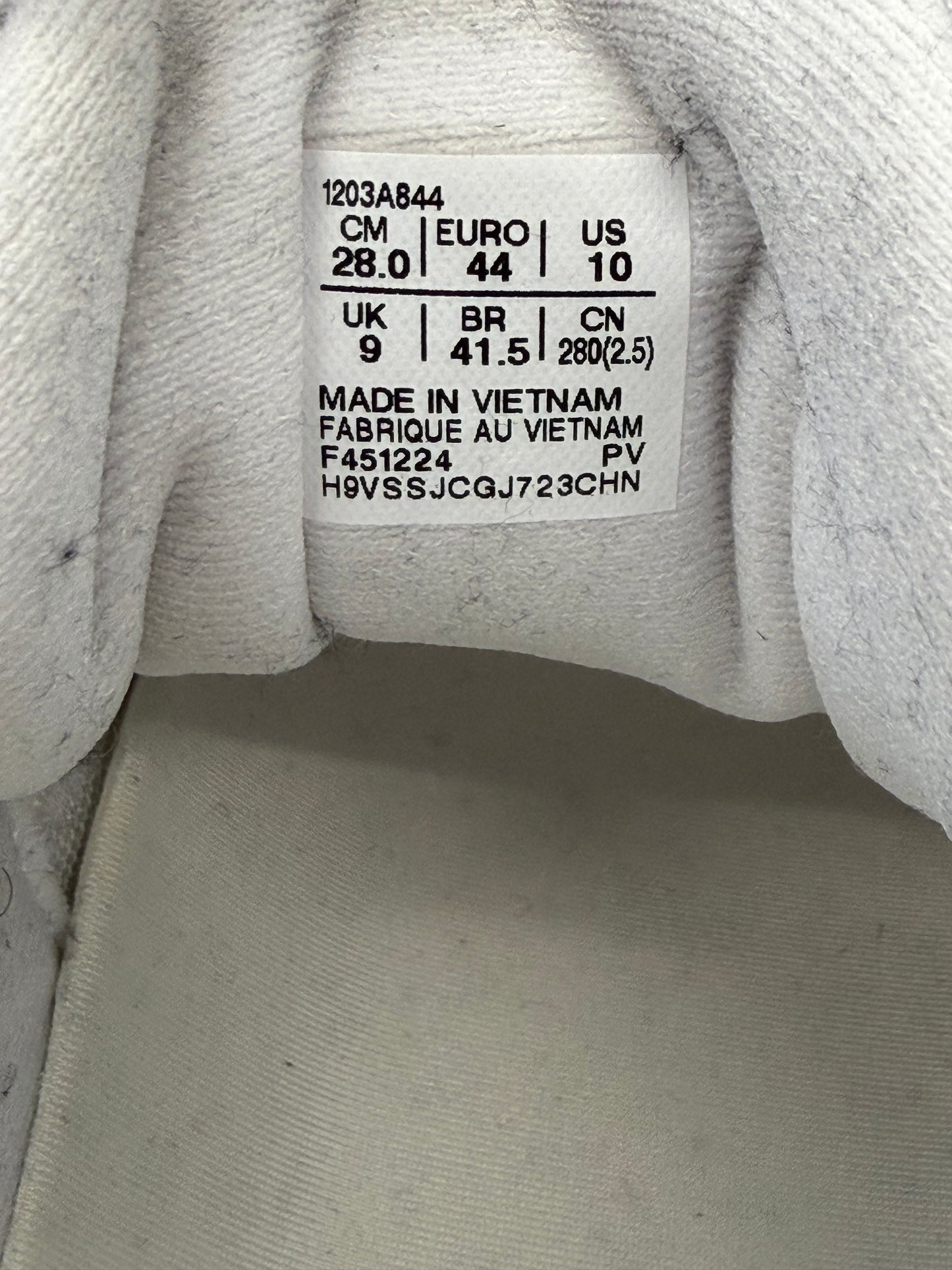 2025 ASICS GEL-NIMBUS 10.1 KITH WHITE PURE SILVER