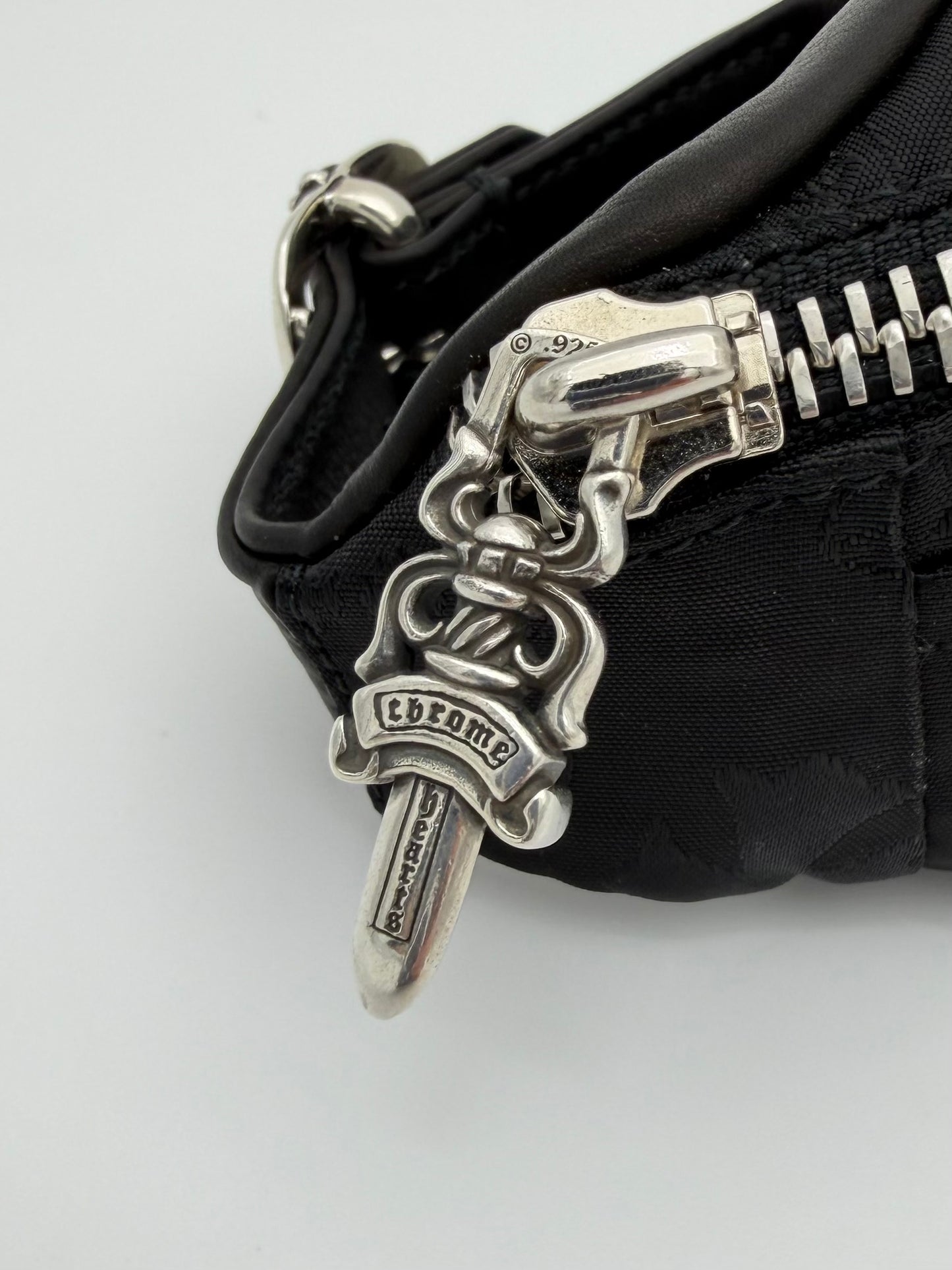CHROME HEARTS WRIST SNAT PACK BAG - BLACK