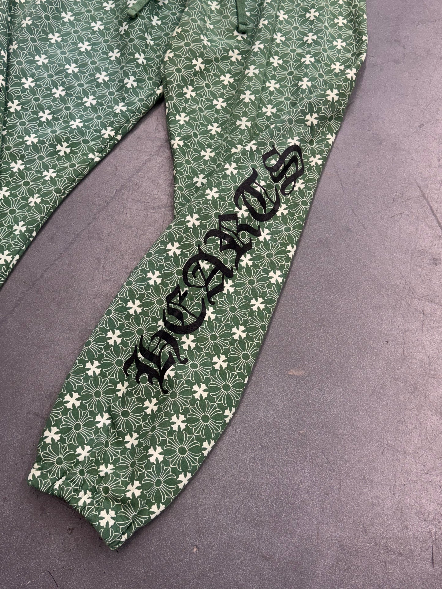 CHROME HEARTS PLUS CROSS MONOGRAM SWEATPANT - GREEN