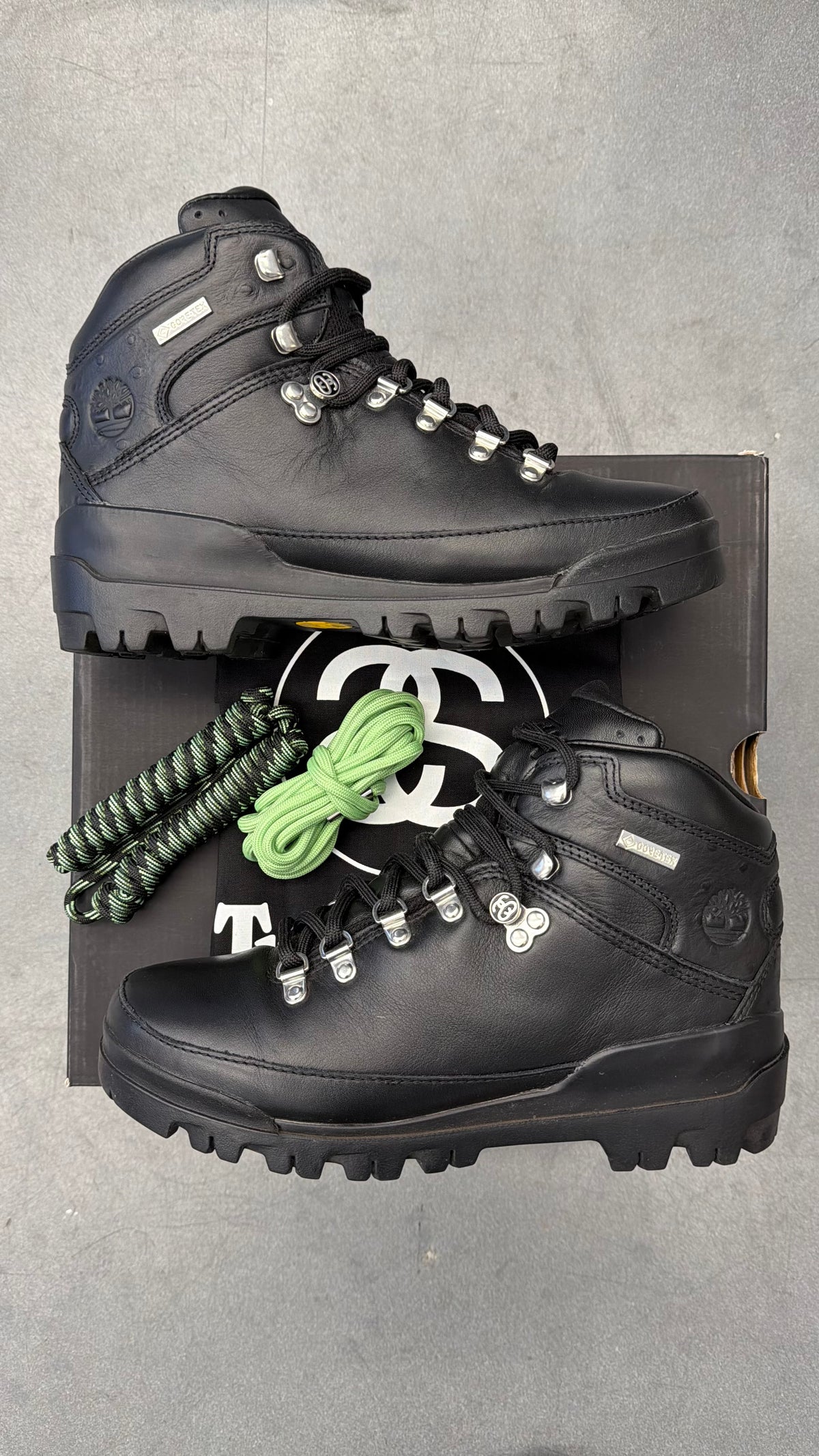 2023 STUSSY TIMBERLAND WORLD HIKER BOOT