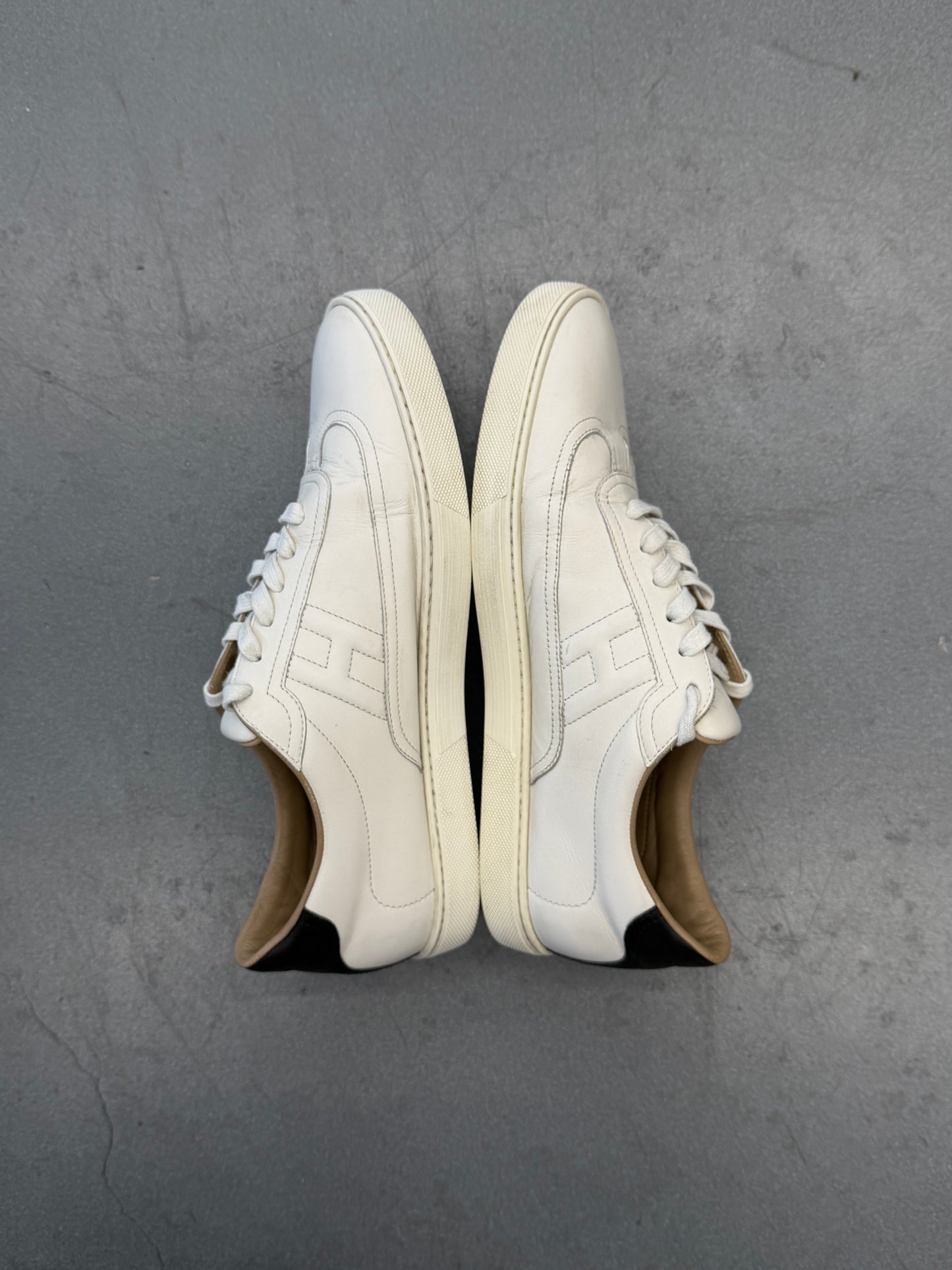 SIZE 43 HERMES QUICKER SNEAKER (W/O BOX)