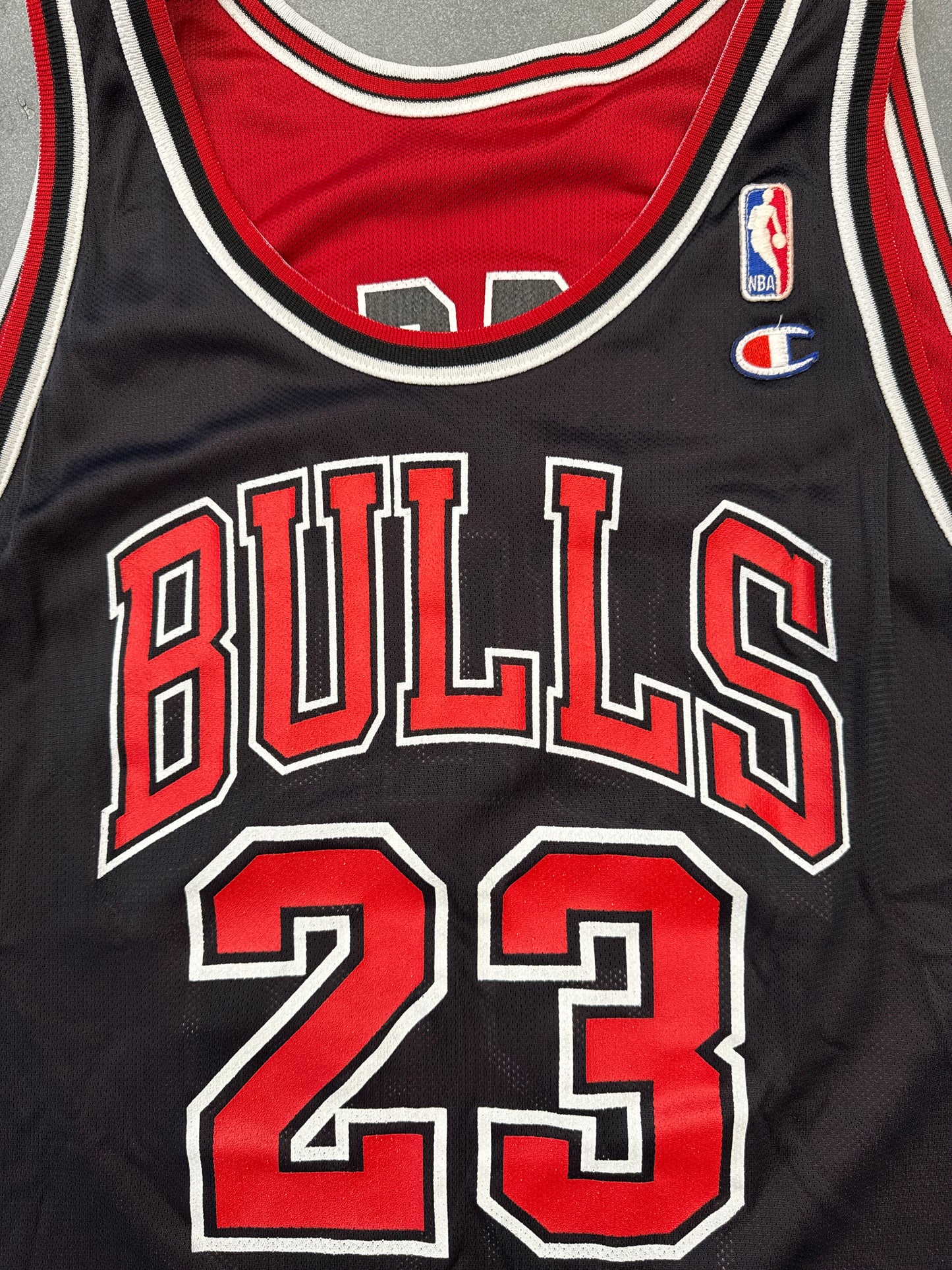 90'S CHICAGO BULLS REVERSIBLE JORDAN CHAMPION JERSEY