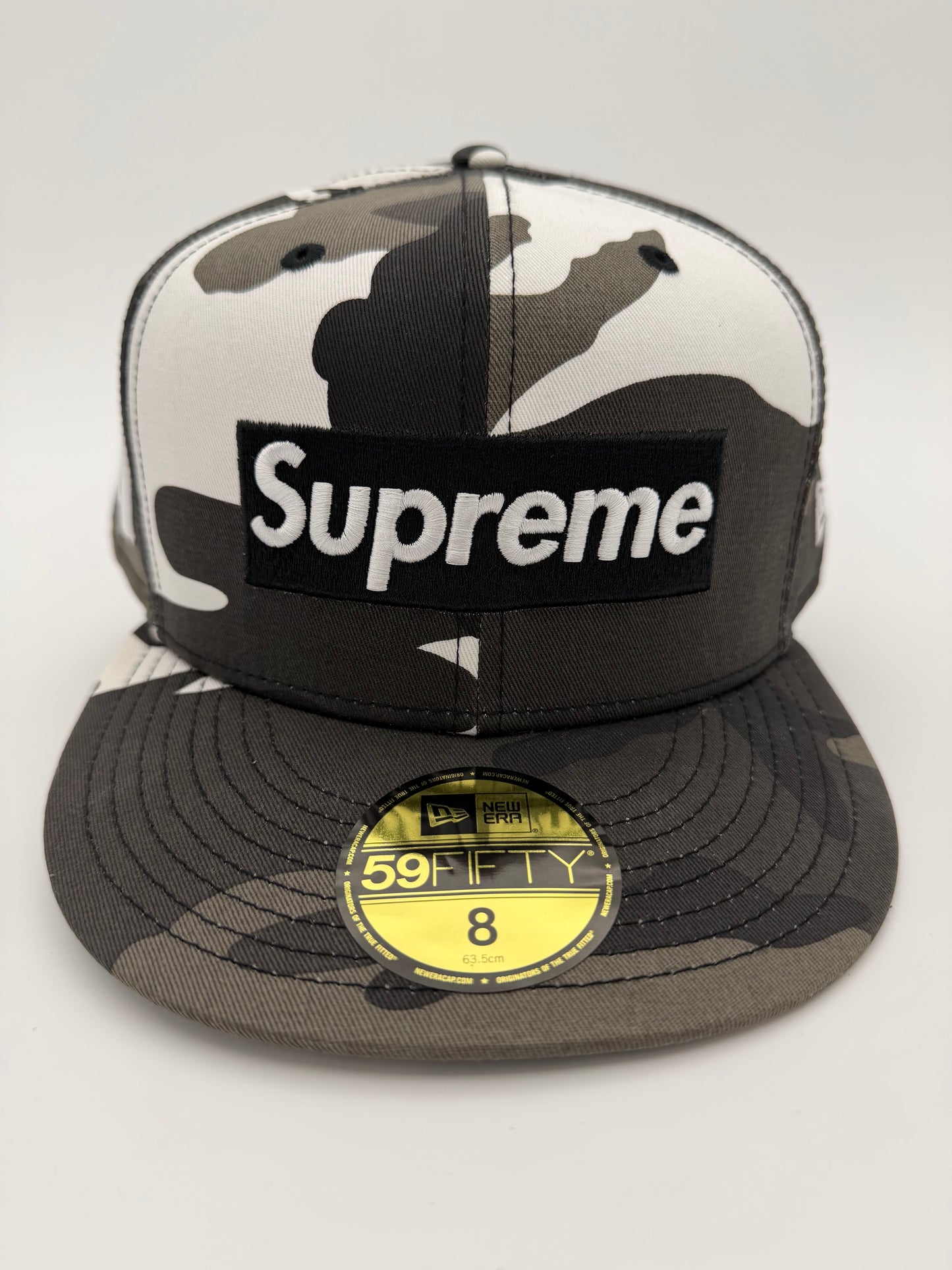 FW25 SUPREME MLB TEAMS BOX LOGO NEW ERA 59FIFTY FITTED CAP - YANKEES SNOW CAMO