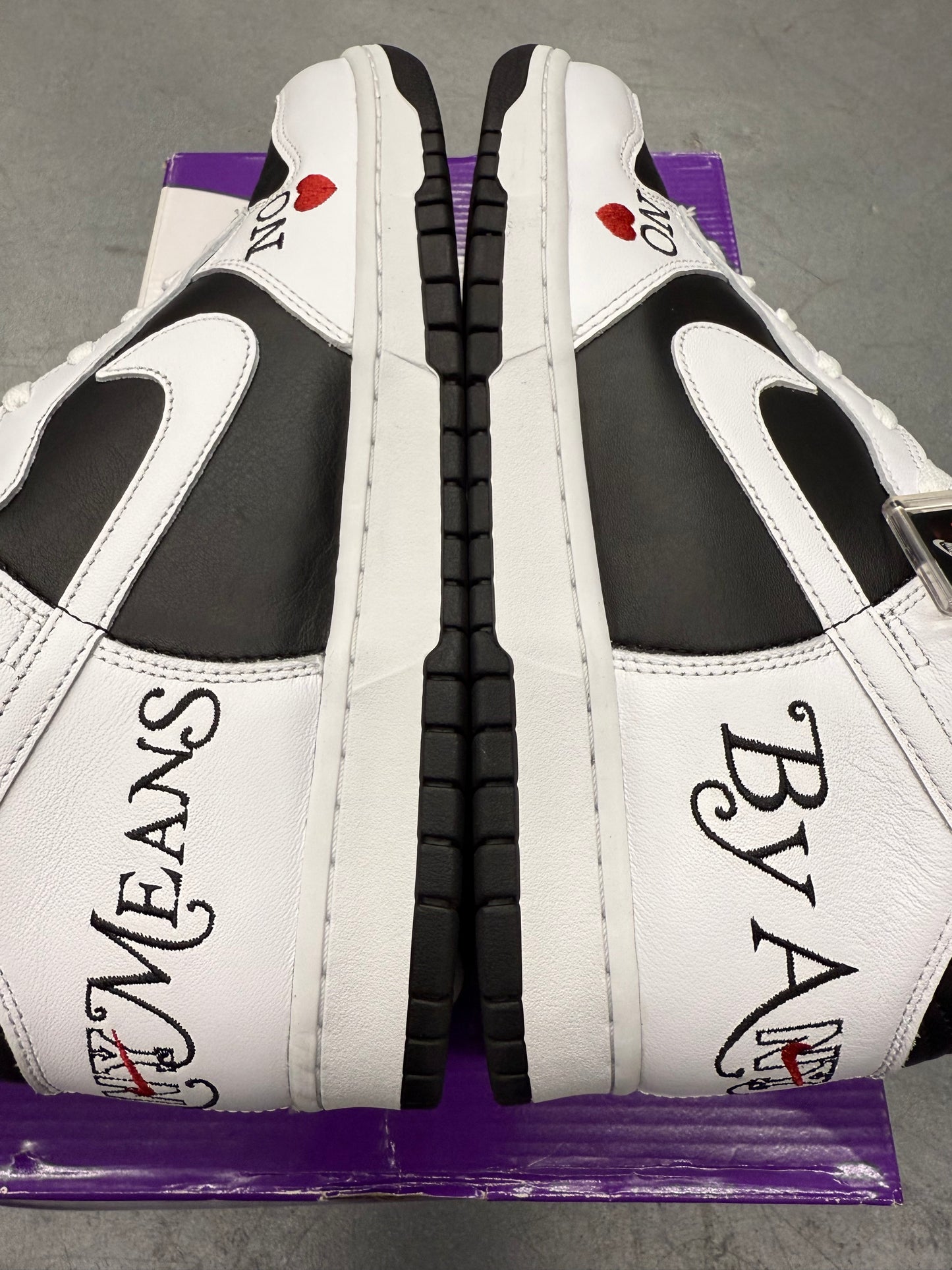 NIKE SB DUNK HIGH SUPREME BY ANY MEANS BLACK