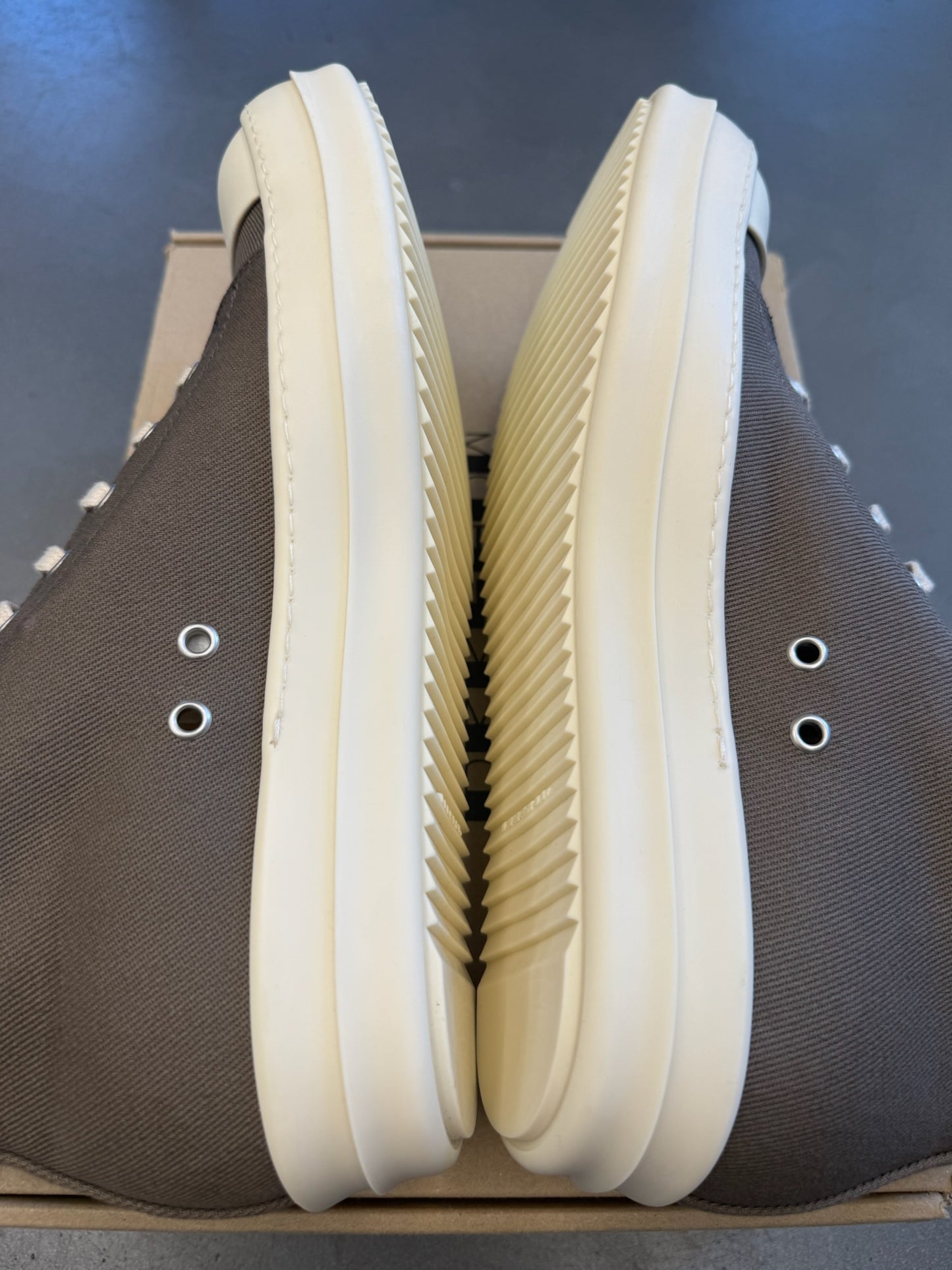 RICK OWENS DRKSHDW RAMONE SNEAKERS LOW DUST