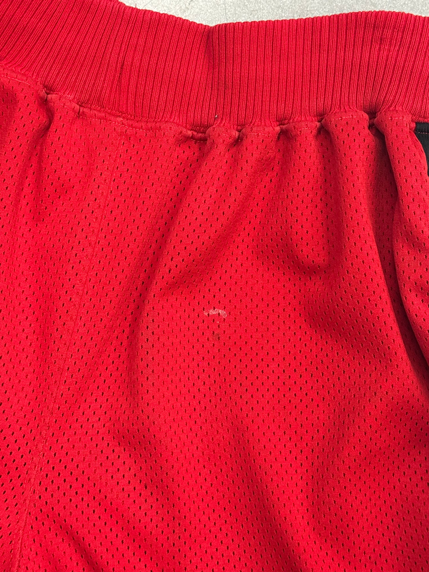 90S NIKE TEAM SPORTS MIAMI HEAT EMBROIDERED PATCH BASKETBALL SHORTS