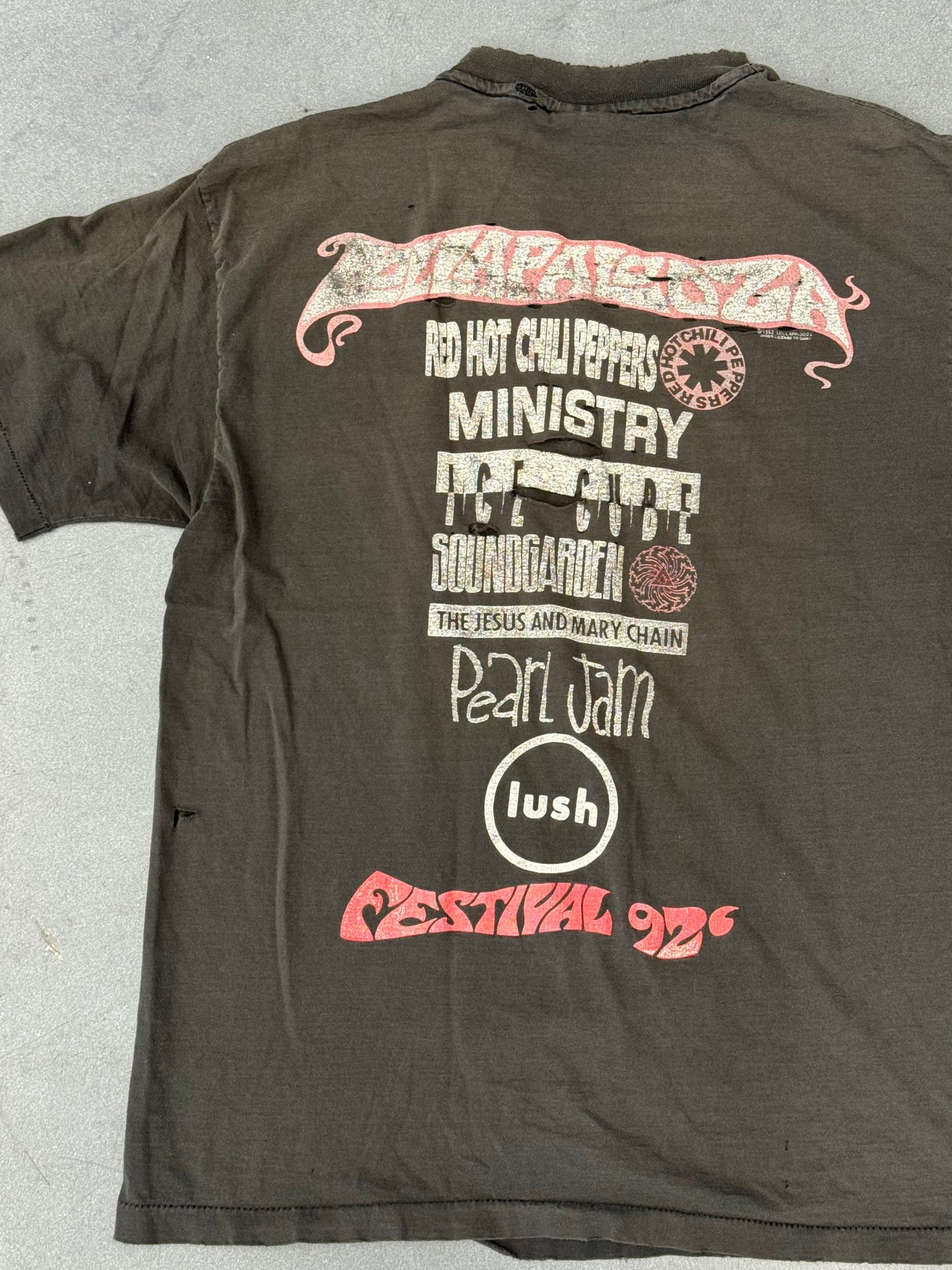 1992 LOLLAPALOOZA FESTIVAL DRAGON FLY TEE (GIANT TAG)