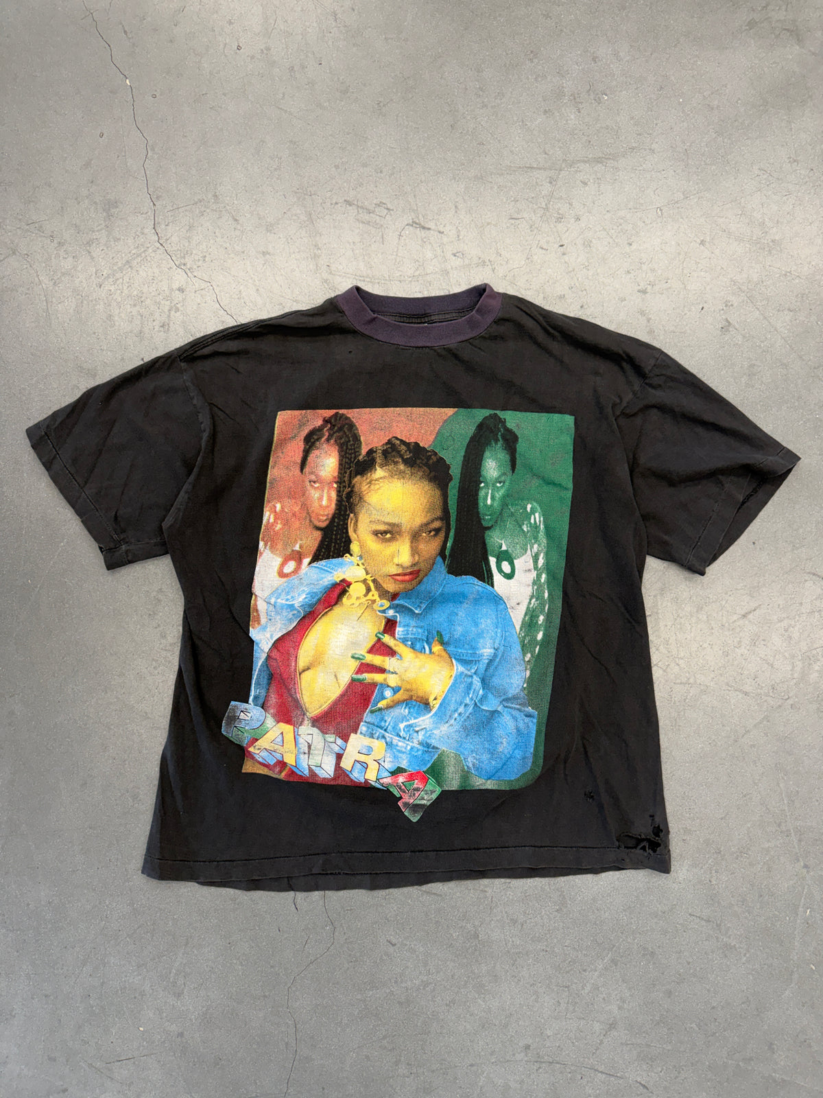 90S PATRA QUEEN OF THE PAT FADED RAP-STYLE TEE (FADED TAG)