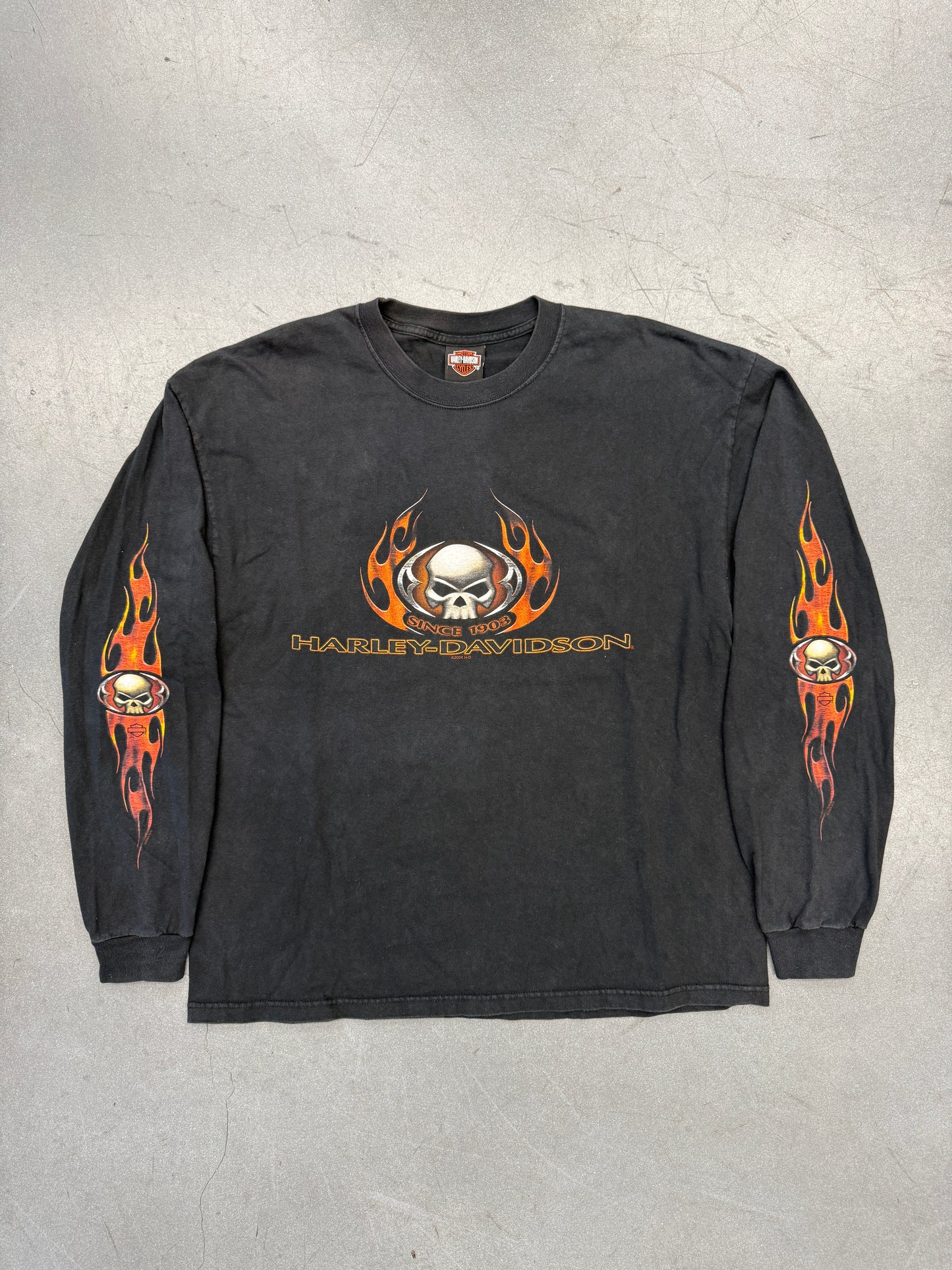 2004 HARLEY-DAVIDSON SKULL FLAME LONG SLEEVE TEE (HARLEY-DAVIDSON TAG)