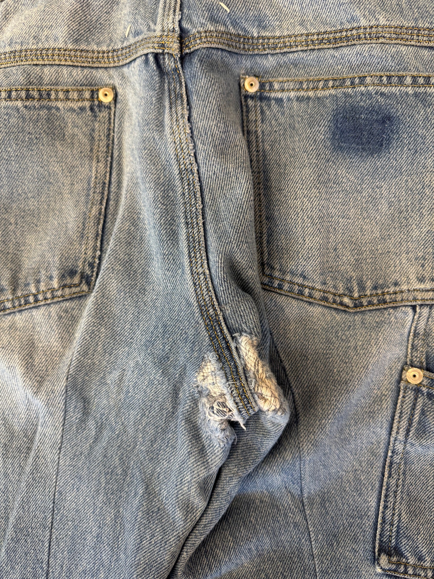 MAISON MARGIELA DISTRESSED SUSPENDER BUTTON REGULAR FIT JEANS - REPAIRED