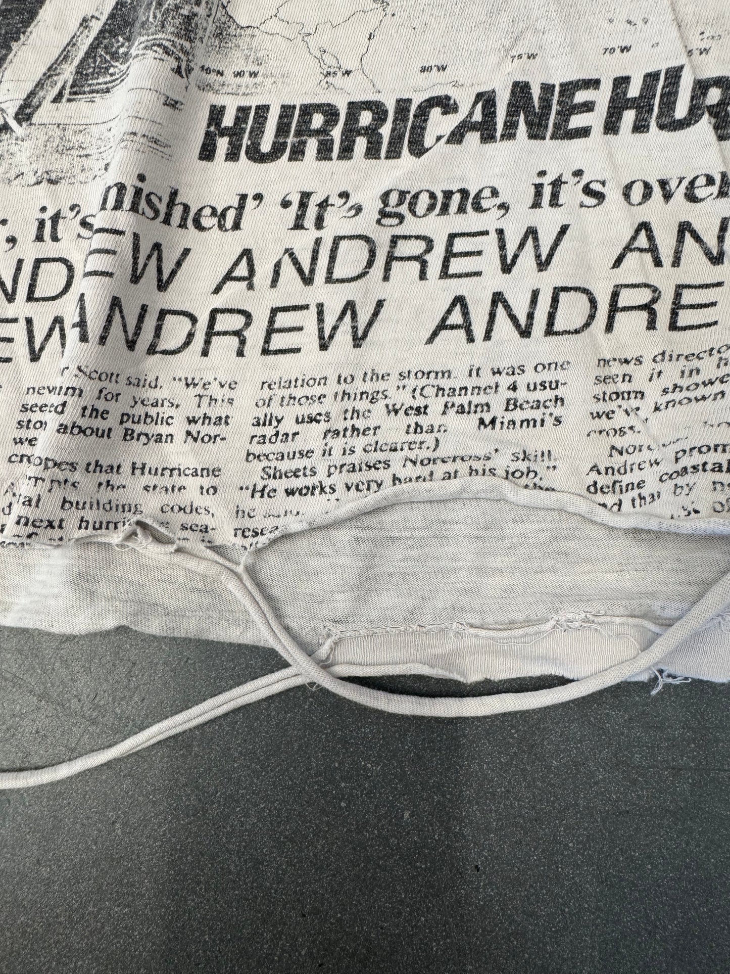 90S HURRICANE ANDREW SHREDDED NEWSPAPER TEE (FADED TAG)