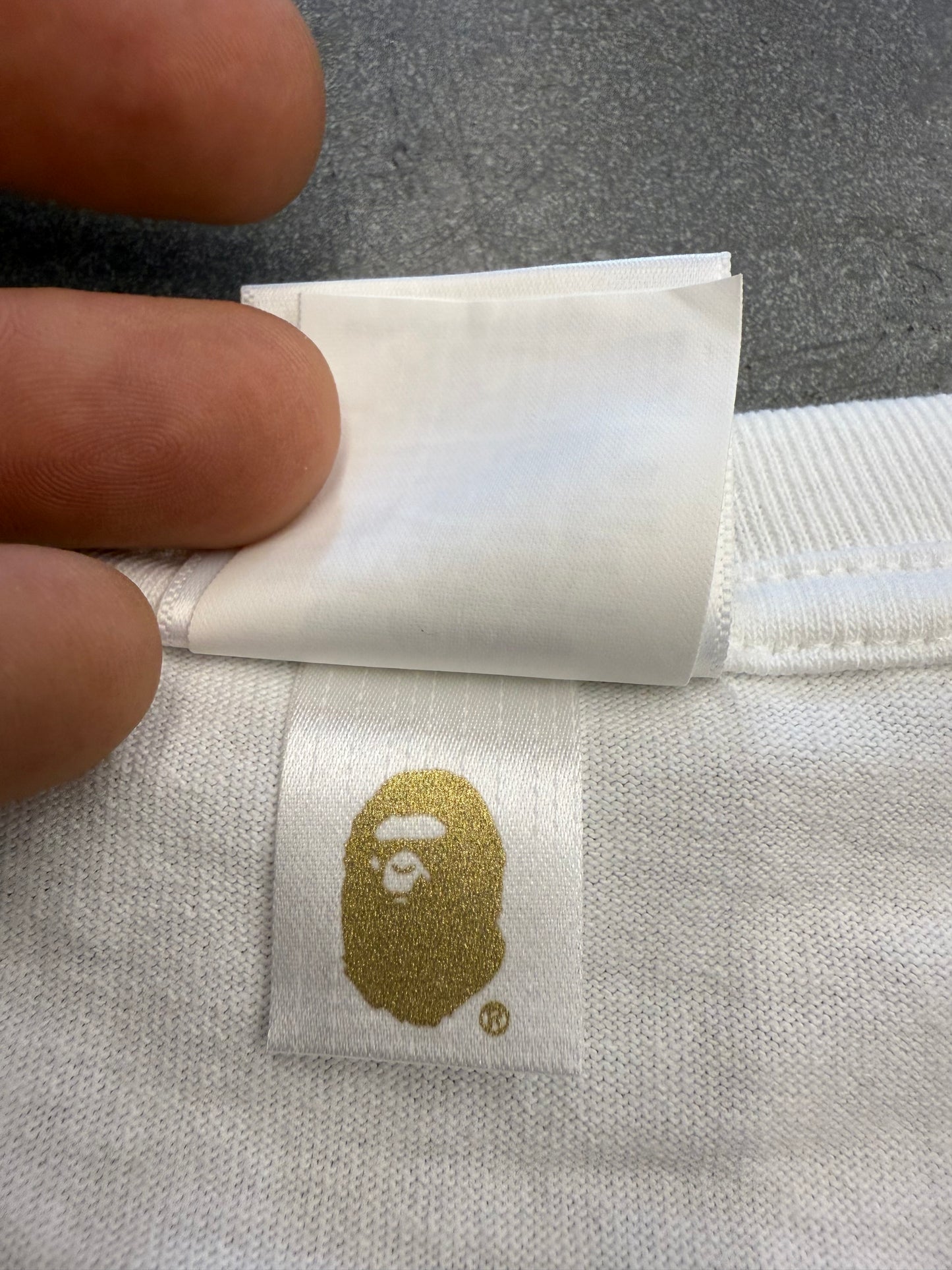 SS23 A BATHING APE BAPE COLORS NYC LOGO TEE - WHITE (XL) (NEW IN BAG)