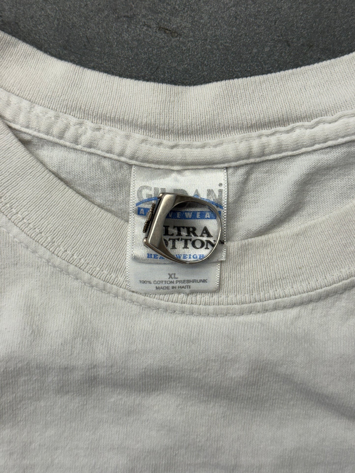 2000 BUDWEISER LOUNGE LIZARDS TEE (GILDAN ACTIVEWEAR TAG)