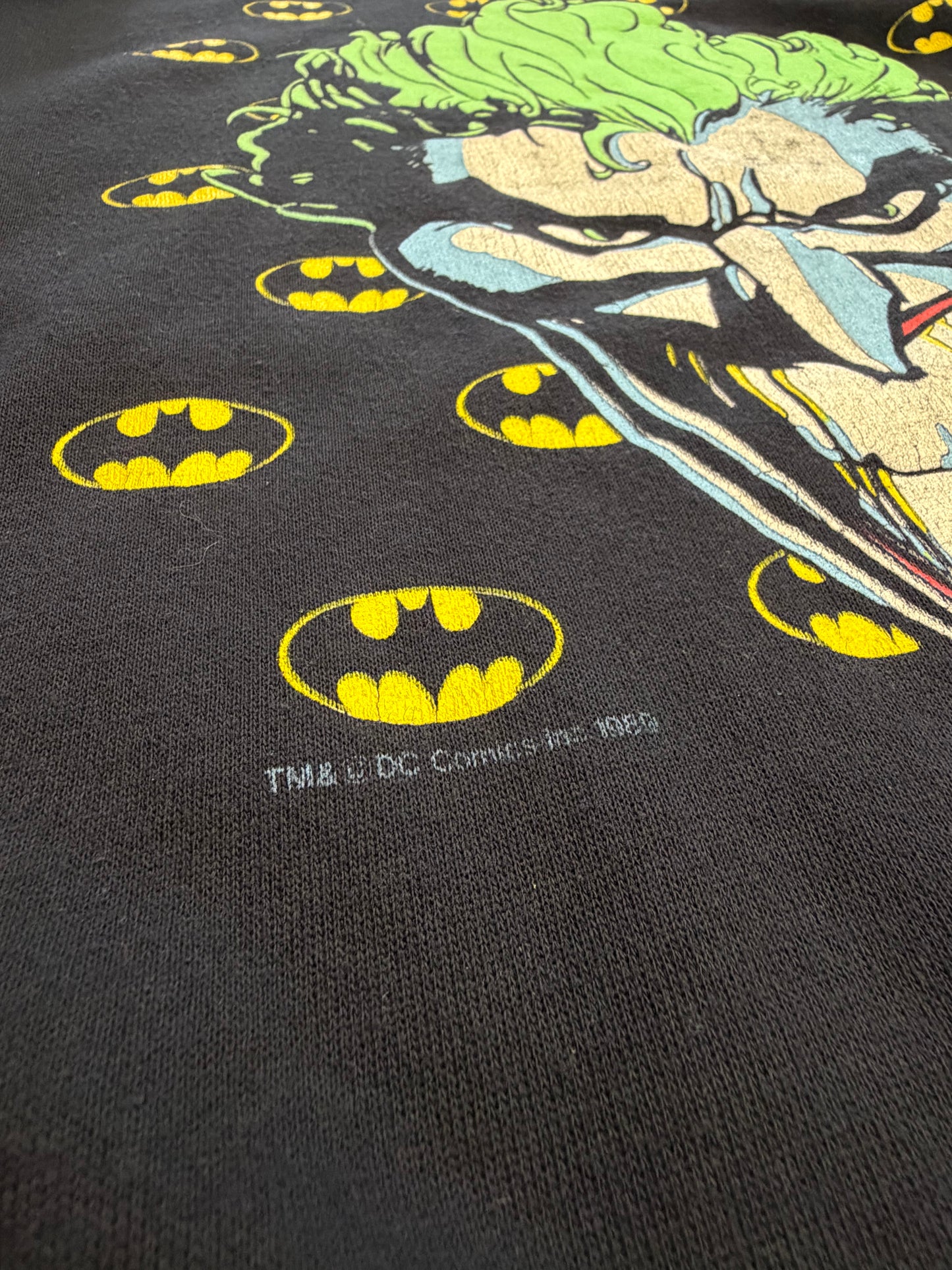 1989 VINTAGE JOKER WITH BATMAN LOGOS CREWNECK (DIVISION 1 TAG)
