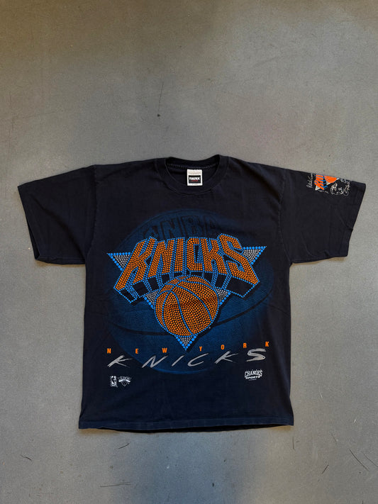 1993 NEW YORK KNICKS EMBLEM DOTTED TEE (TULTEX TAG)