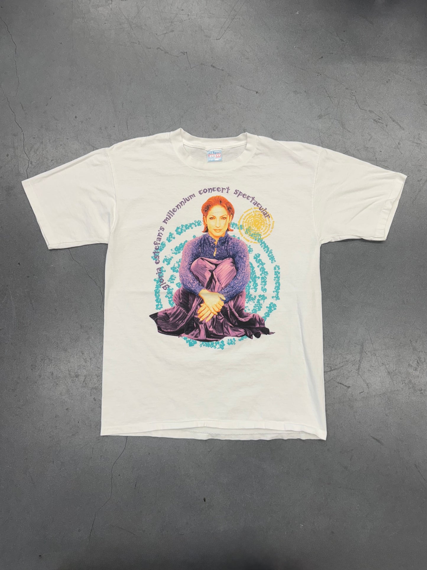 2000 GLORIA ESTEFAN MILLENNIUM CONCERT SPECTACULAR TEE (ALL SPORT TAG)