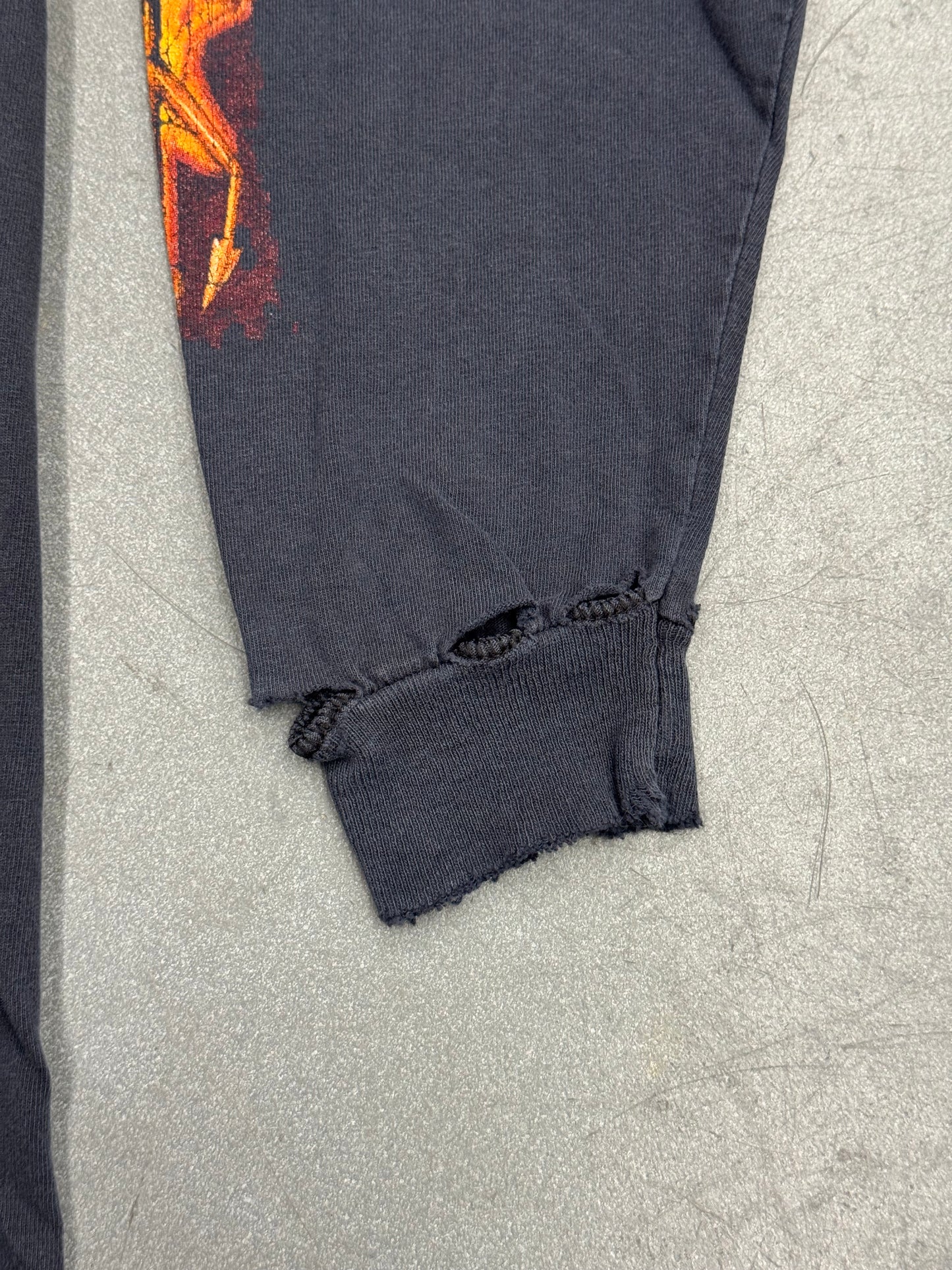 Y2K SLAYER DEVIL TRIDENT LS TEE (DELTA TAG)
