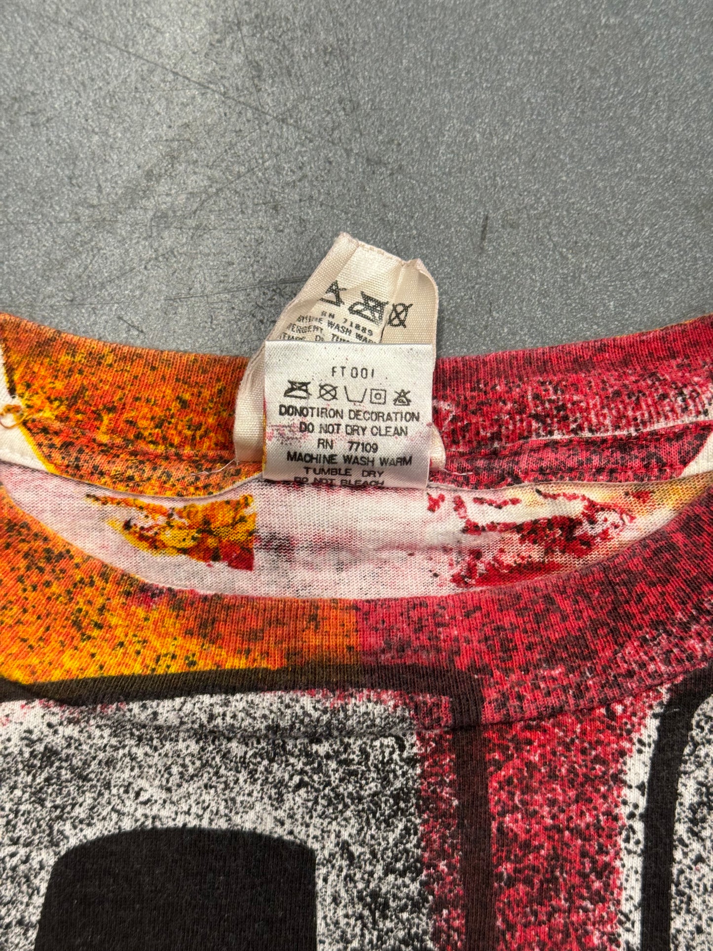 90S MAGIC JOHNSON T'S MIAMI HEAT EMBLEM PAINTED AOP TEE
