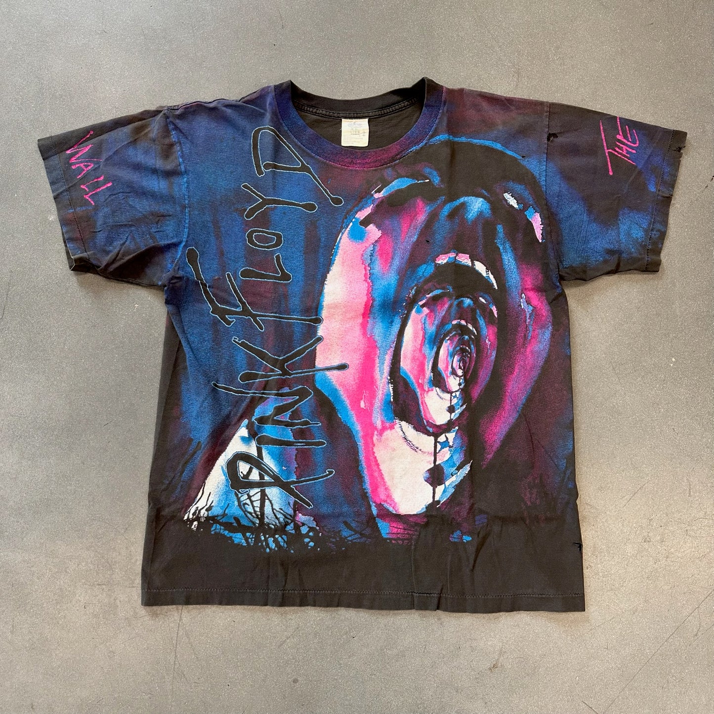 1994 PINK FLOYD THE WALL SCREAMING FACE ALL OVER PRINT TEE (WINTERLAND TAG)