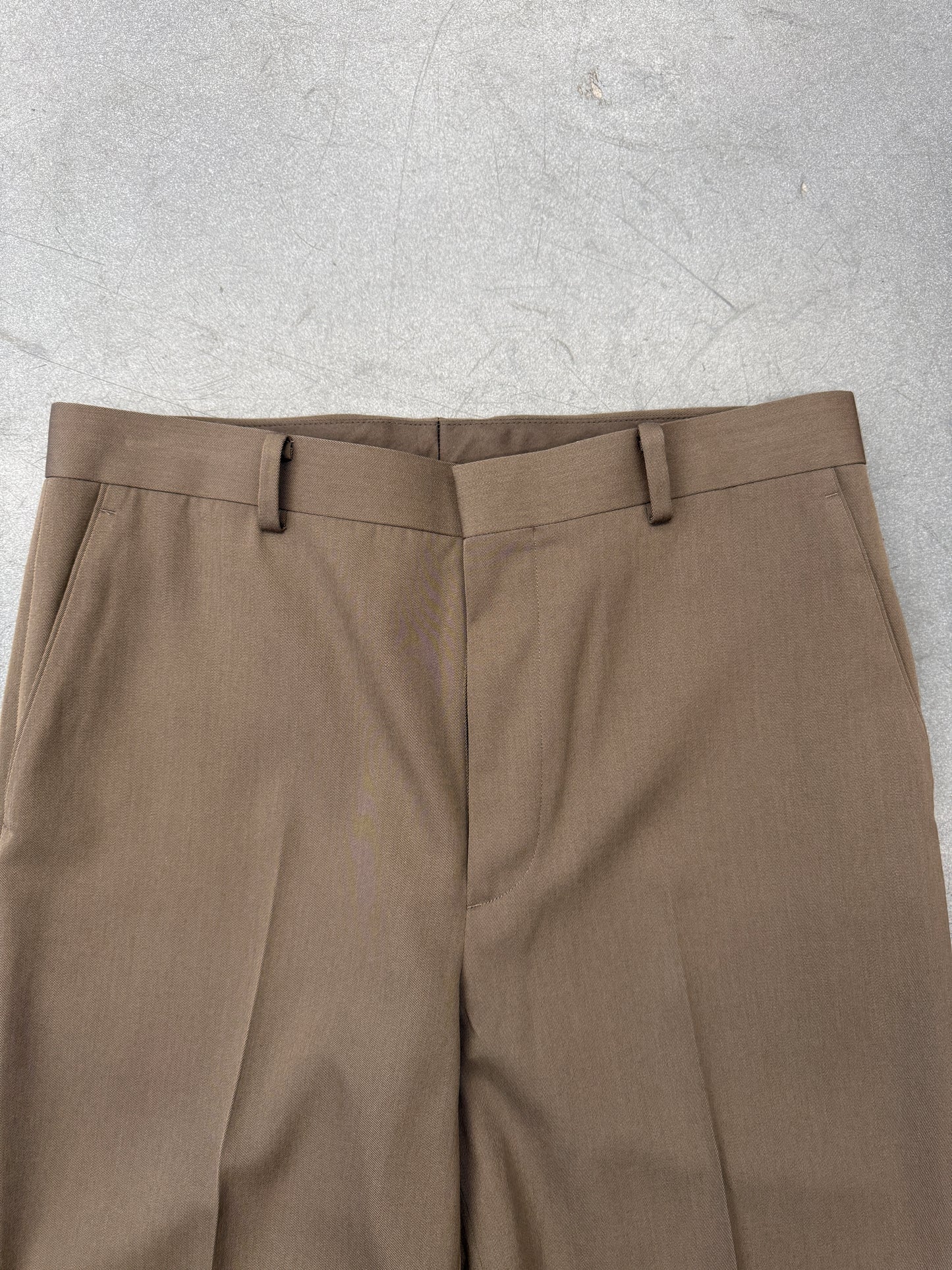 AURALEE LIGHT WOOL MAX GABARDINE SLACKS
