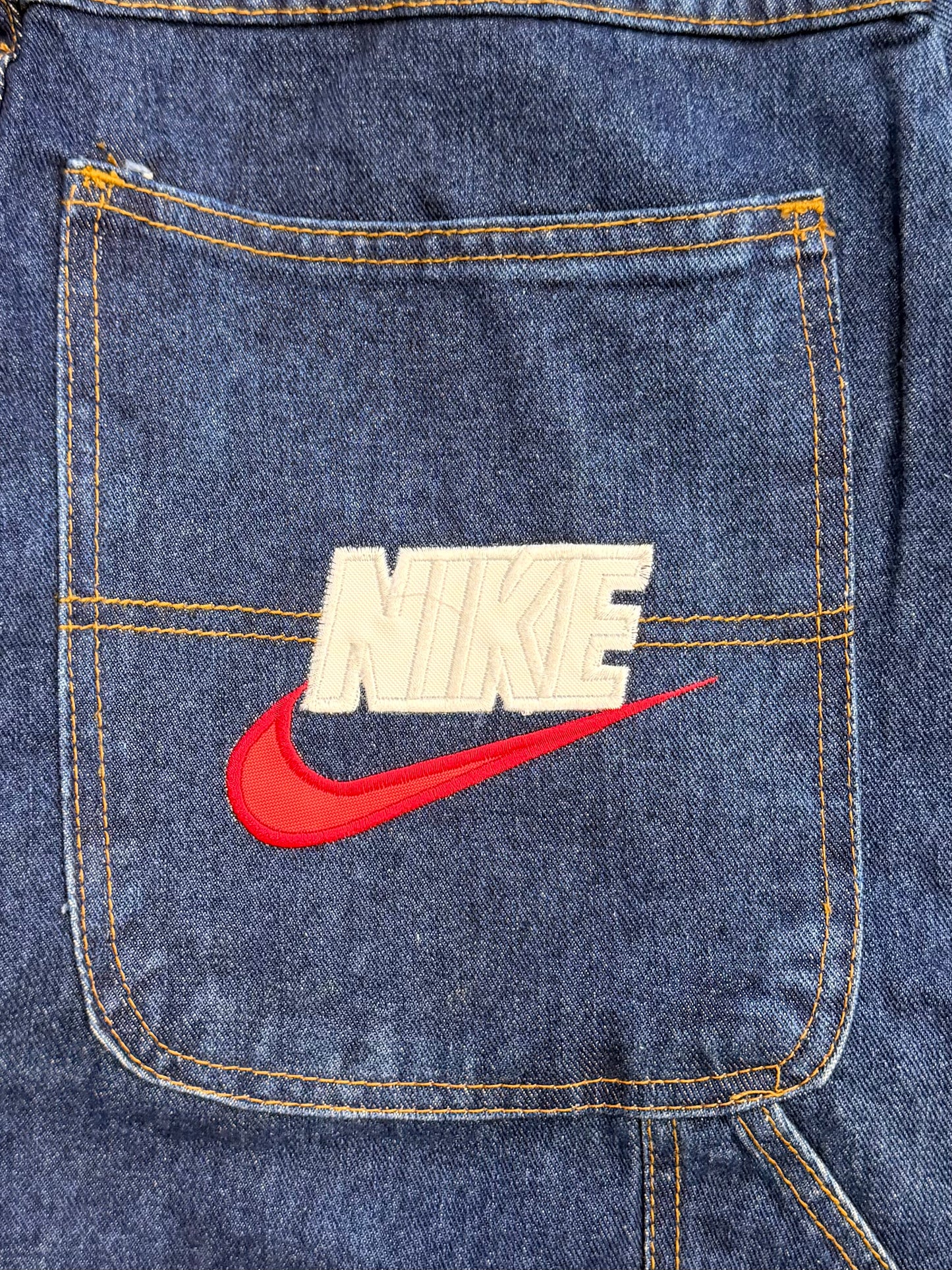90S BOOTLEG NIKE DARK WASH JEANS (NWT)