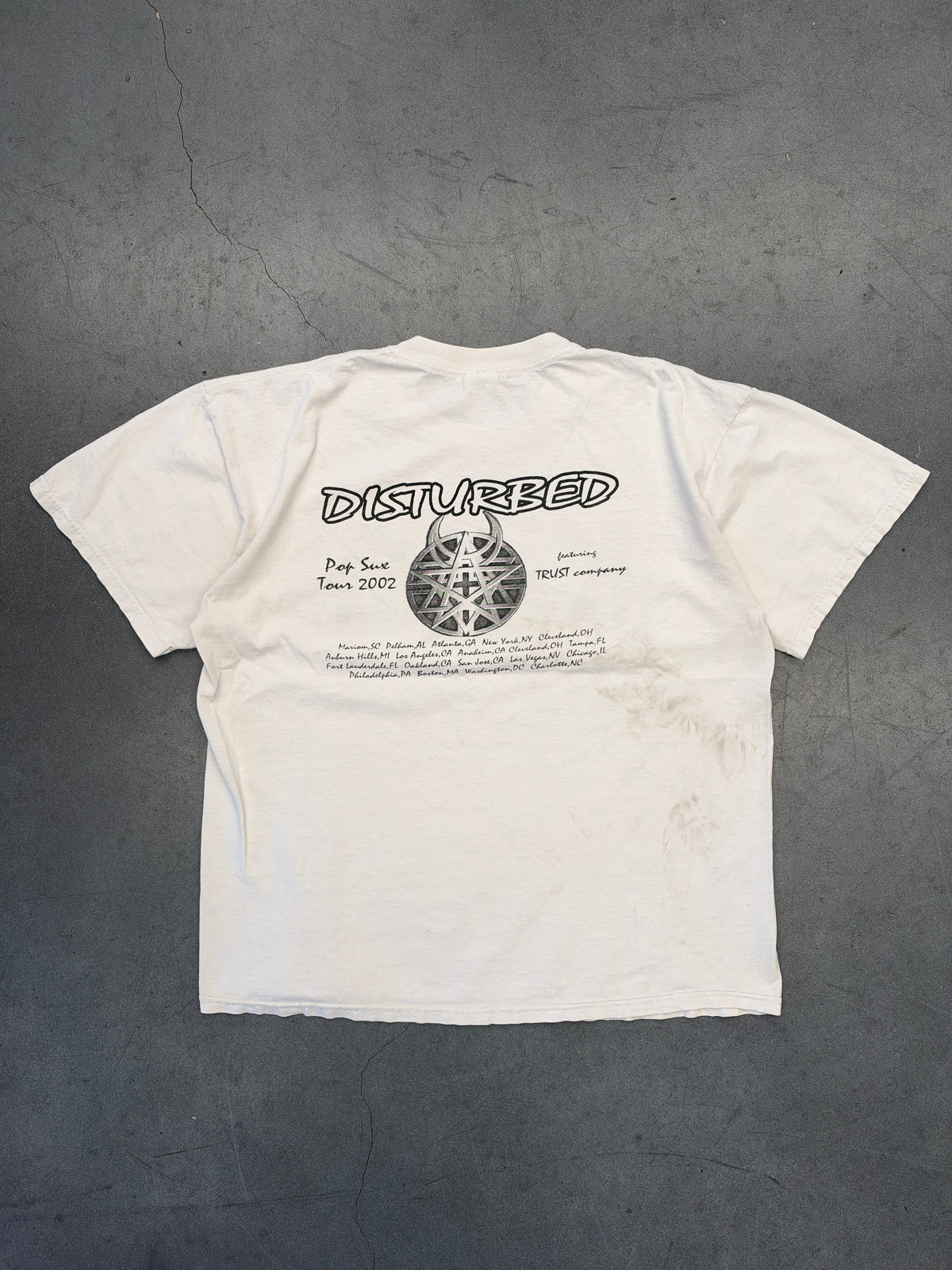 2002 KORN & DISTURBED POP SUX U.S. TOUR TEE (GILDAN ACTIVEWEAR TAG)