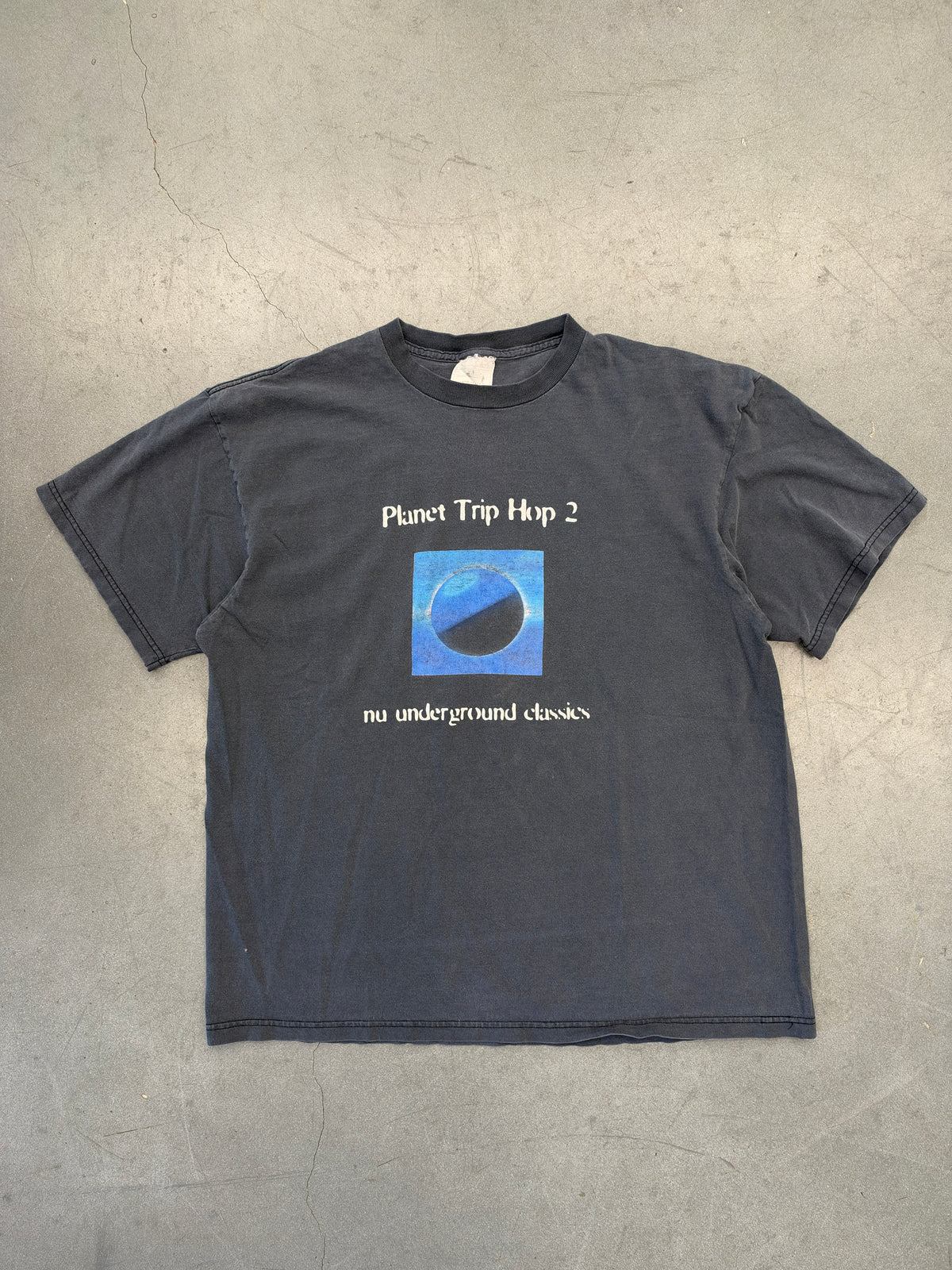 90S PLANET TRIP HOP 2 NU UNDERGROUND CLASSIC TEE (CUT NIKE TAG)