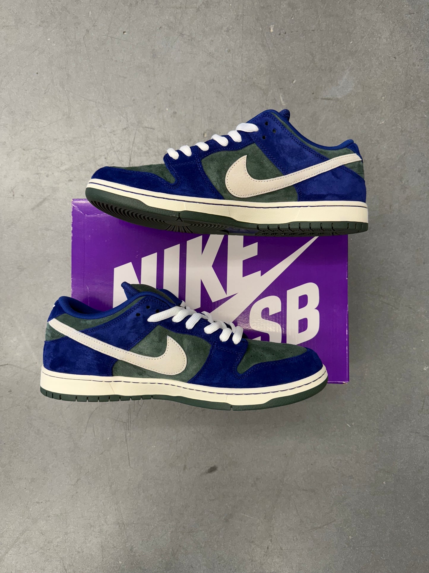 2024 SIZE 13 NIKE SB DUNK LOW DEEP ROYAL BLUE