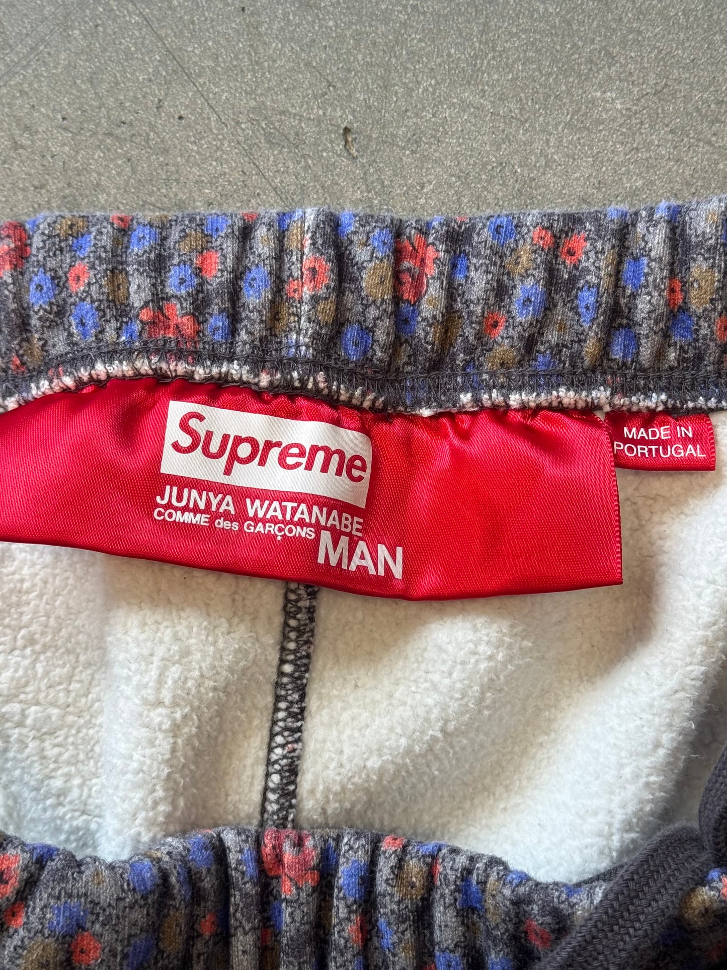 FW21 SUPREME X JUNYA WATANABE X COMME DES GARCONS FLORAL PRINT SWEATPANTS