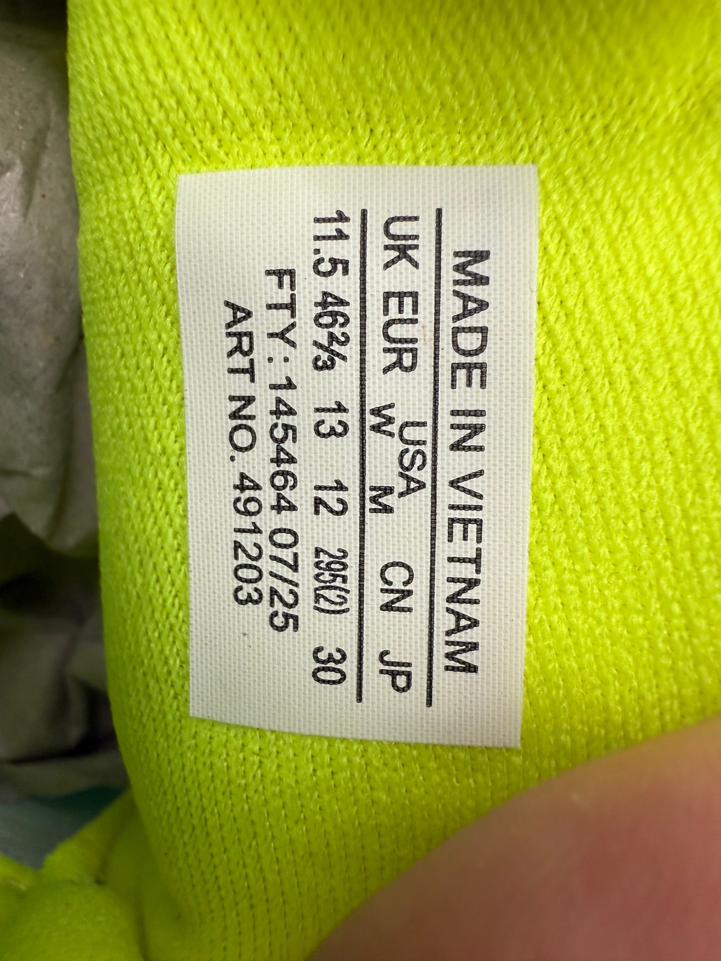 2025 SIZE 12 FEID SALOMON XT-PATHWAY 2 (NEW WITH BOX) (SIGNED BOX)