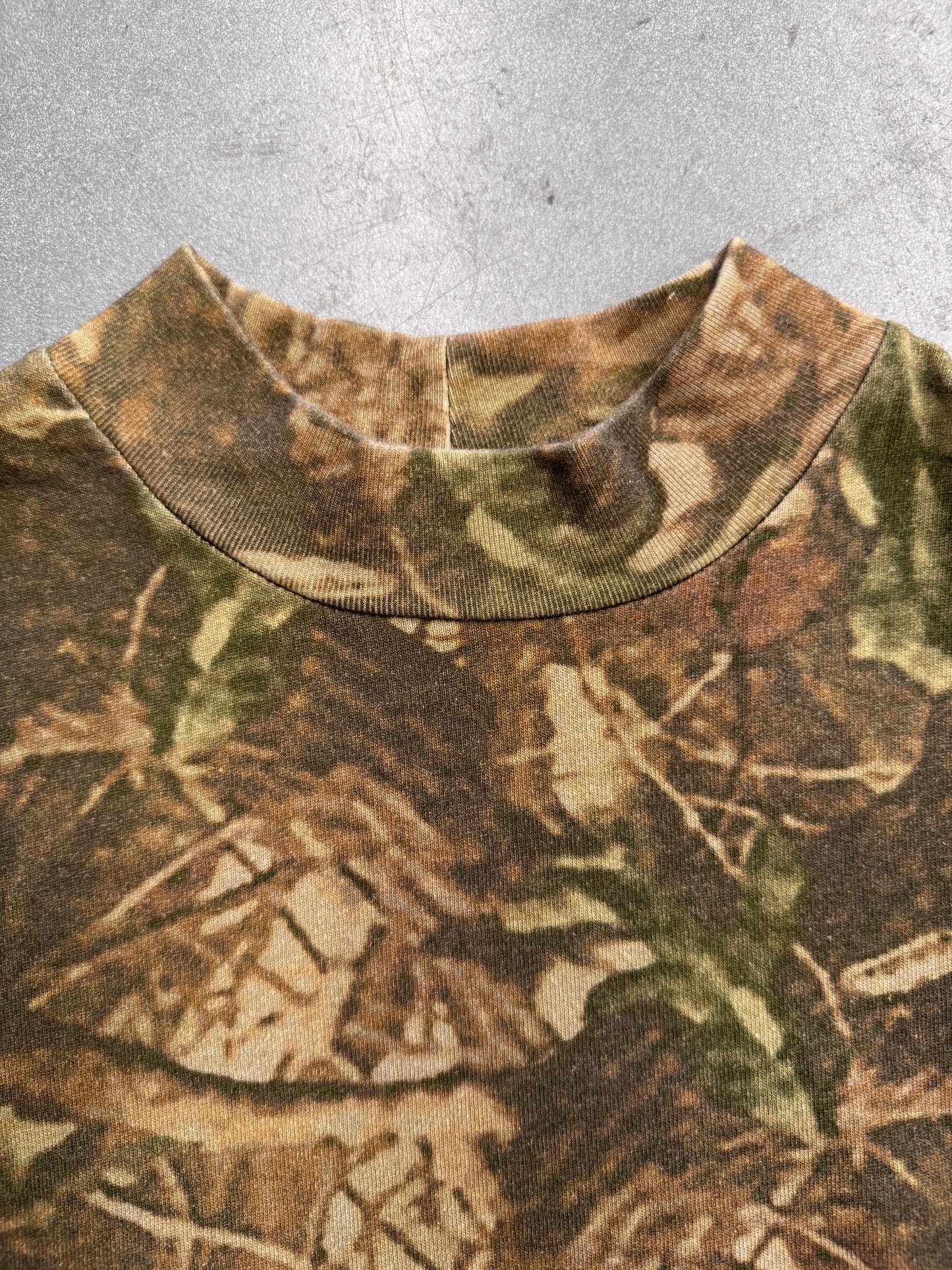 YEEZY SEASON 3 BACK POCKET TREE CAMO CREWNECK SWEATSHIRT (XS)